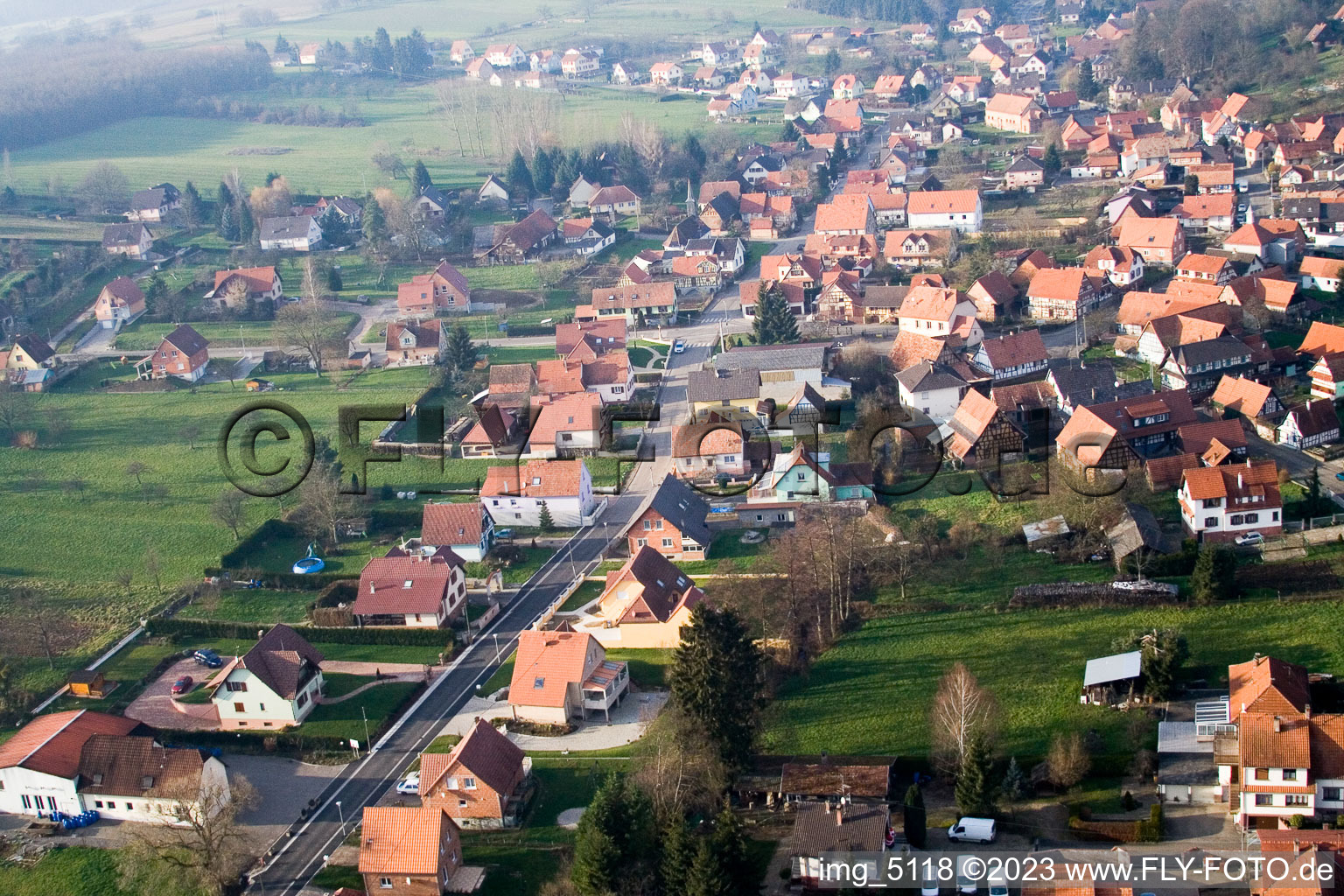 Vue aérienne de Lobsann dans le département Bas Rhin, France