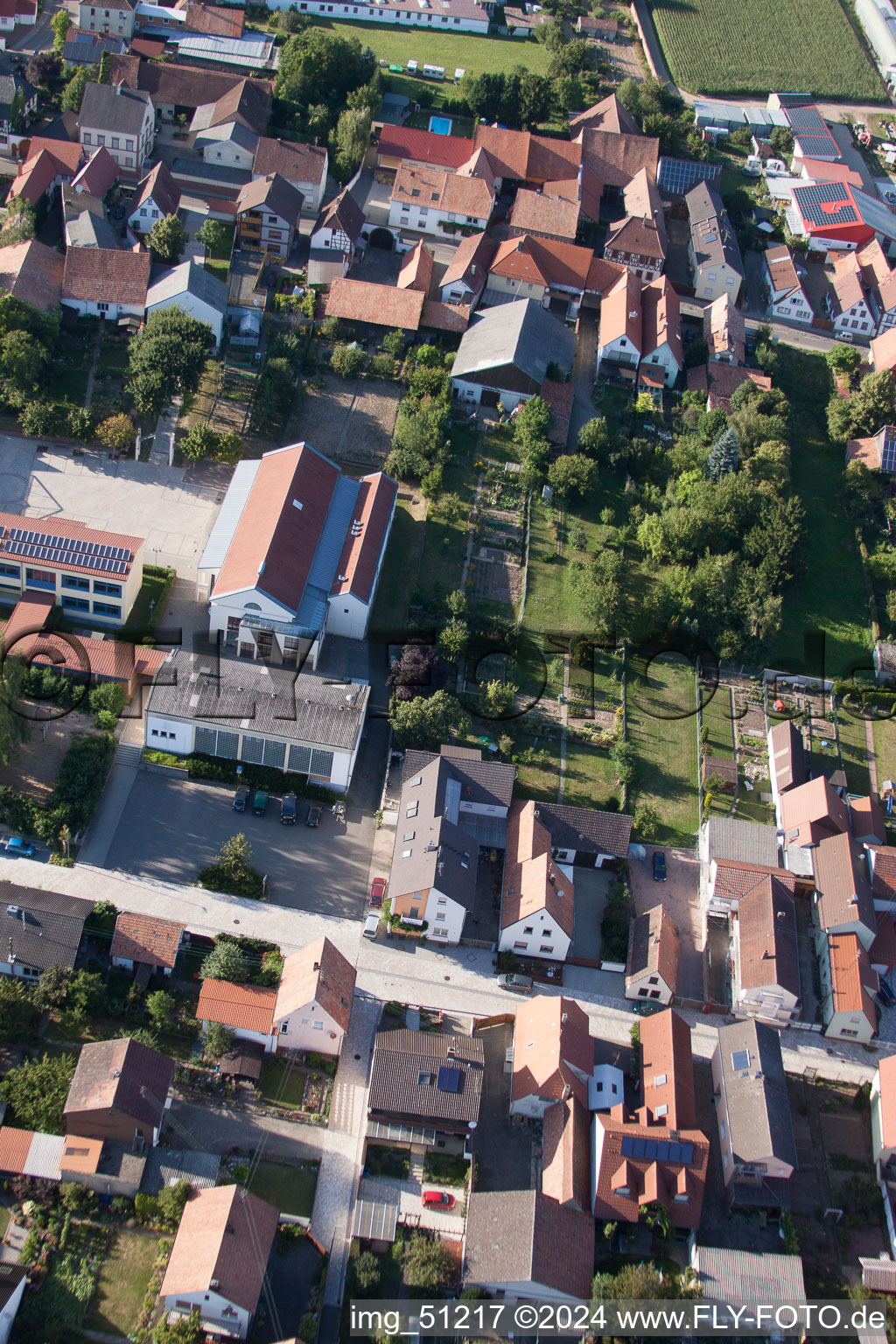 Vue aérienne de Minfeld dans le département Rhénanie-Palatinat, Allemagne