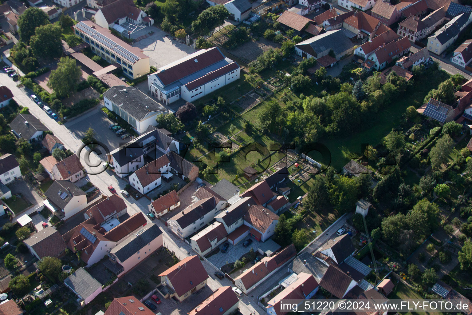 Photographie aérienne de Minfeld dans le département Rhénanie-Palatinat, Allemagne