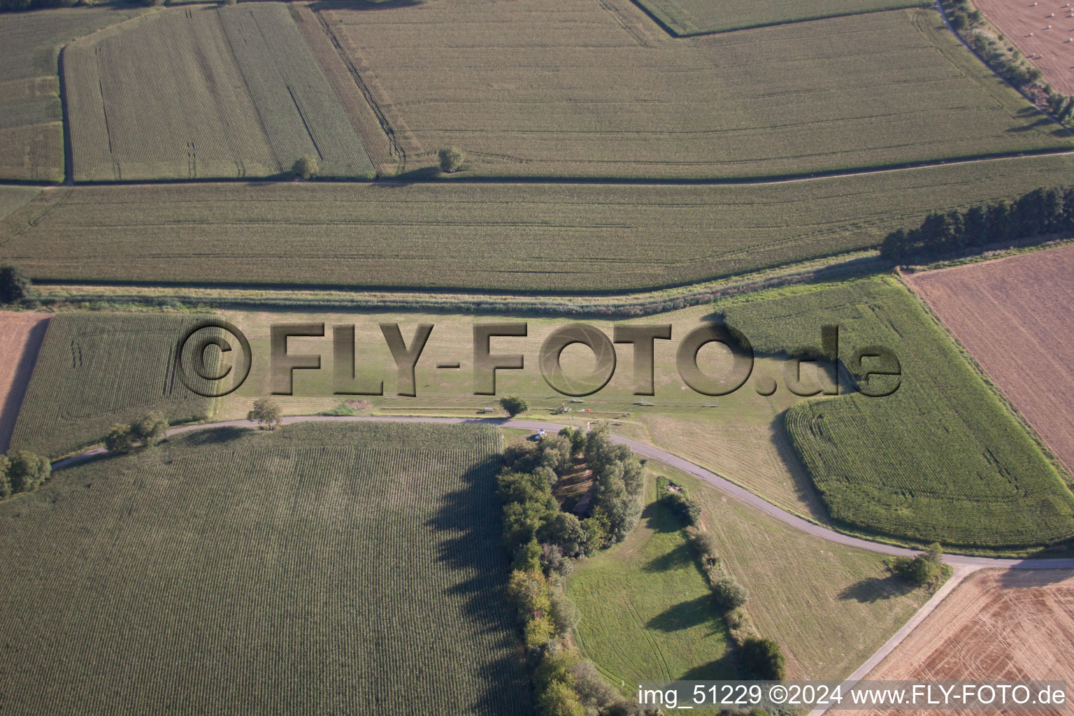 Vue oblique de Aérodrome modèle à Oberotterbach dans le département Rhénanie-Palatinat, Allemagne