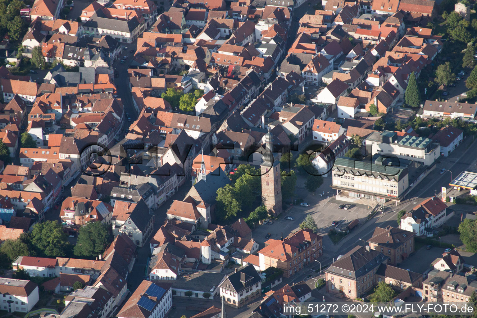 Vue oblique de Bad Bergzabern dans le département Rhénanie-Palatinat, Allemagne