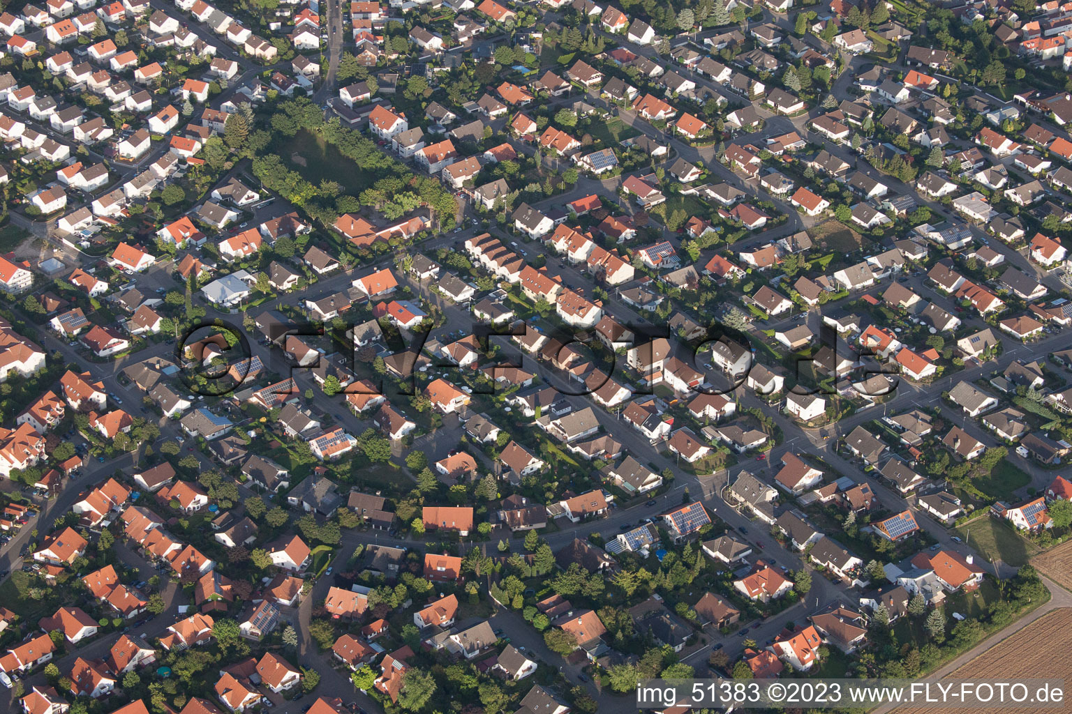 Quartier Herxheim in Herxheim bei Landau dans le département Rhénanie-Palatinat, Allemagne d'un drone