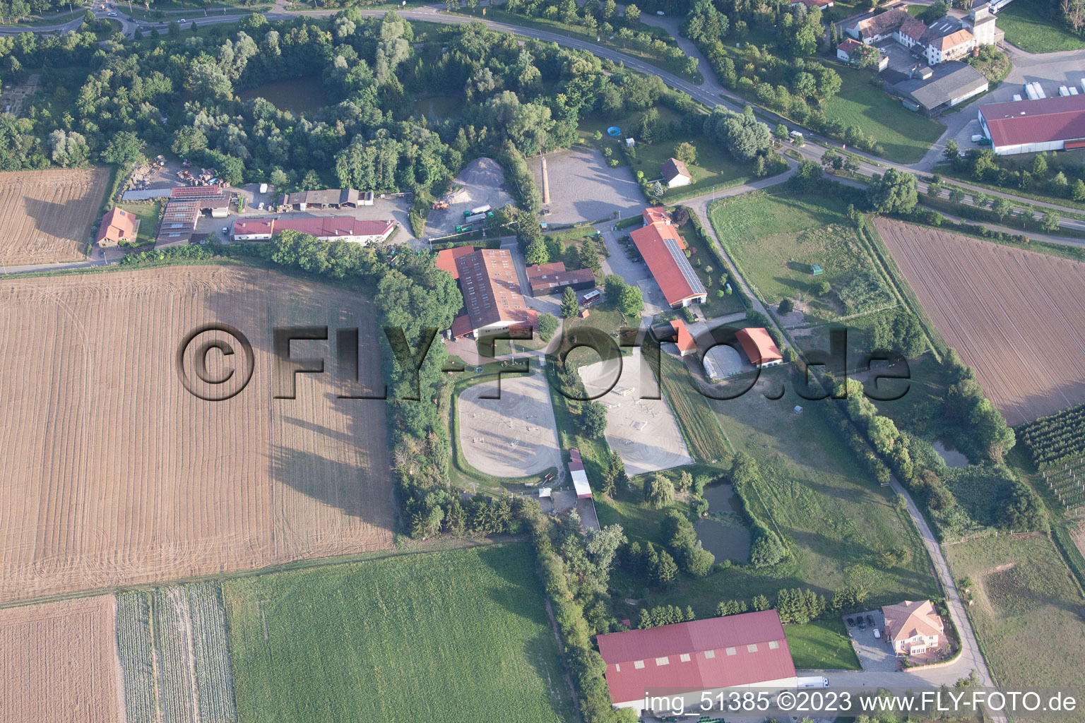 Vue aérienne de Quartier Herxheim in Herxheim bei Landau dans le département Rhénanie-Palatinat, Allemagne