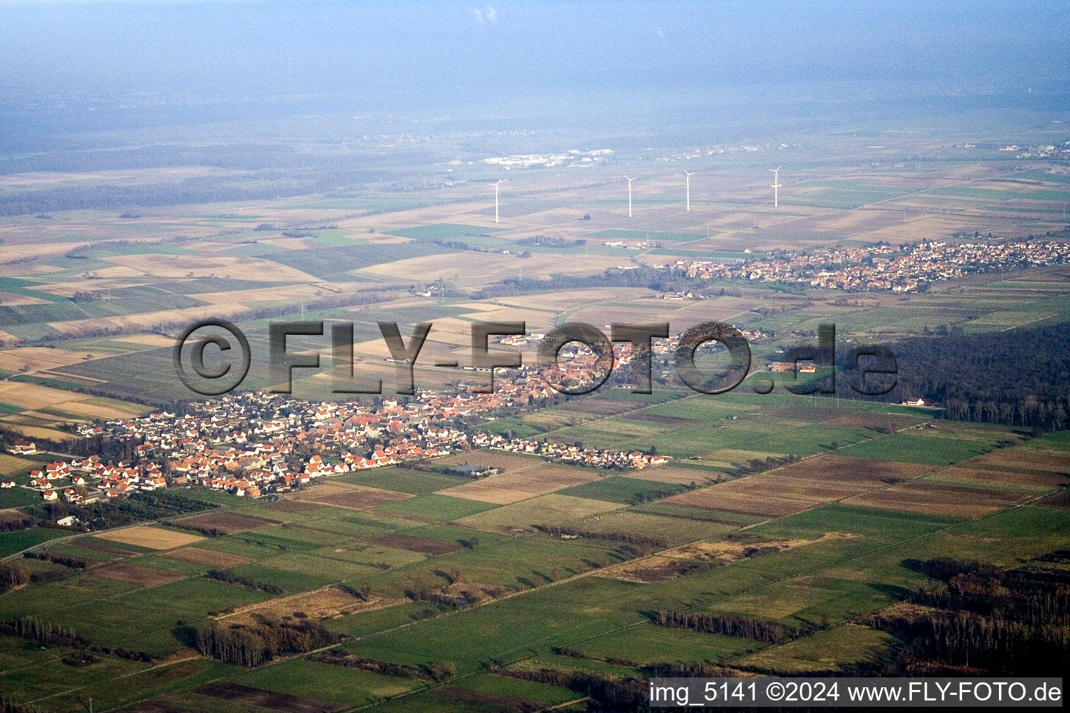 Vue oblique de Du sud-ouest à Freckenfeld dans le département Rhénanie-Palatinat, Allemagne