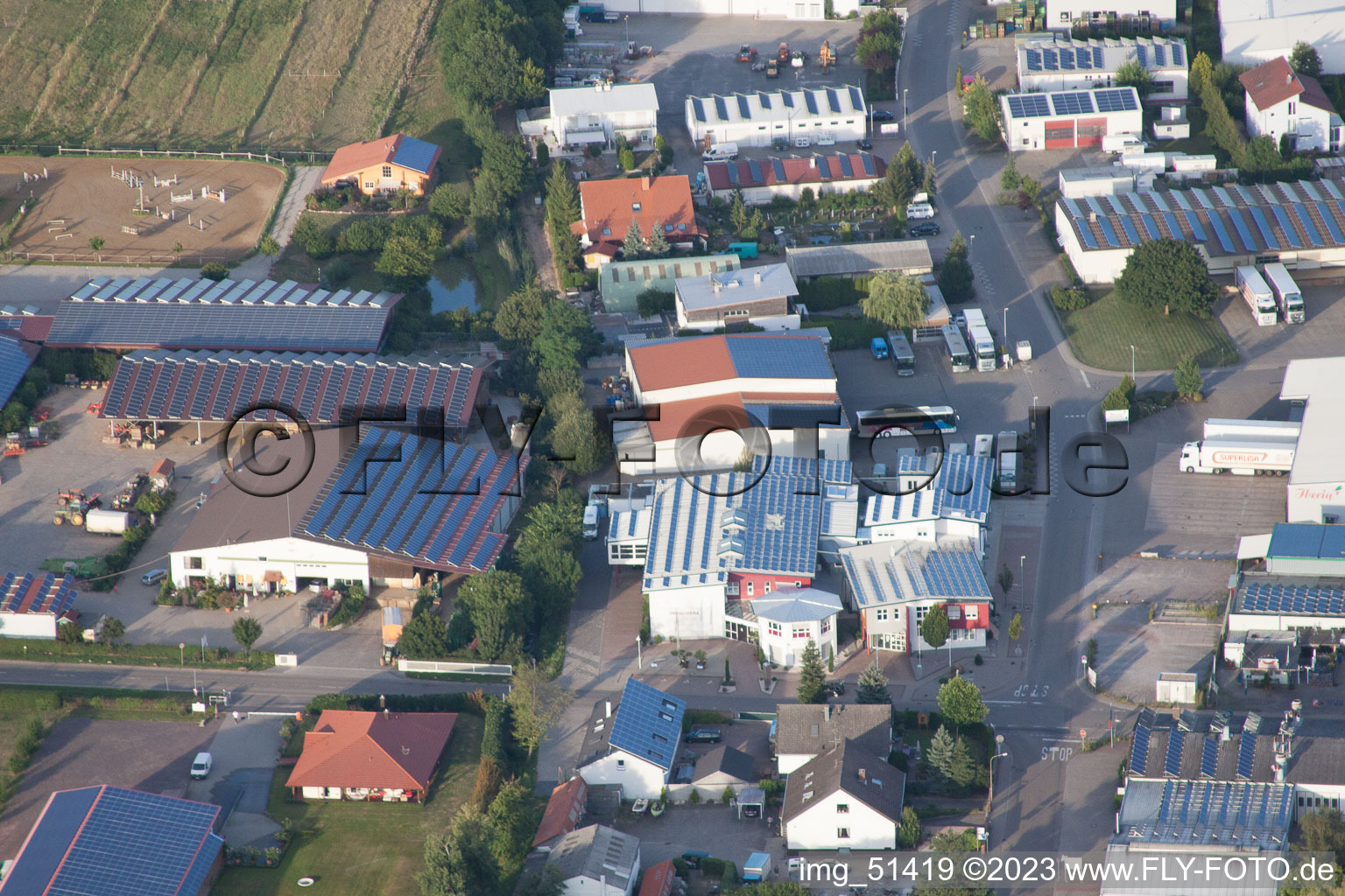 Enregistrement par drone de Zone industrielle de Gäxwald à le quartier Herxheim in Herxheim bei Landau dans le département Rhénanie-Palatinat, Allemagne