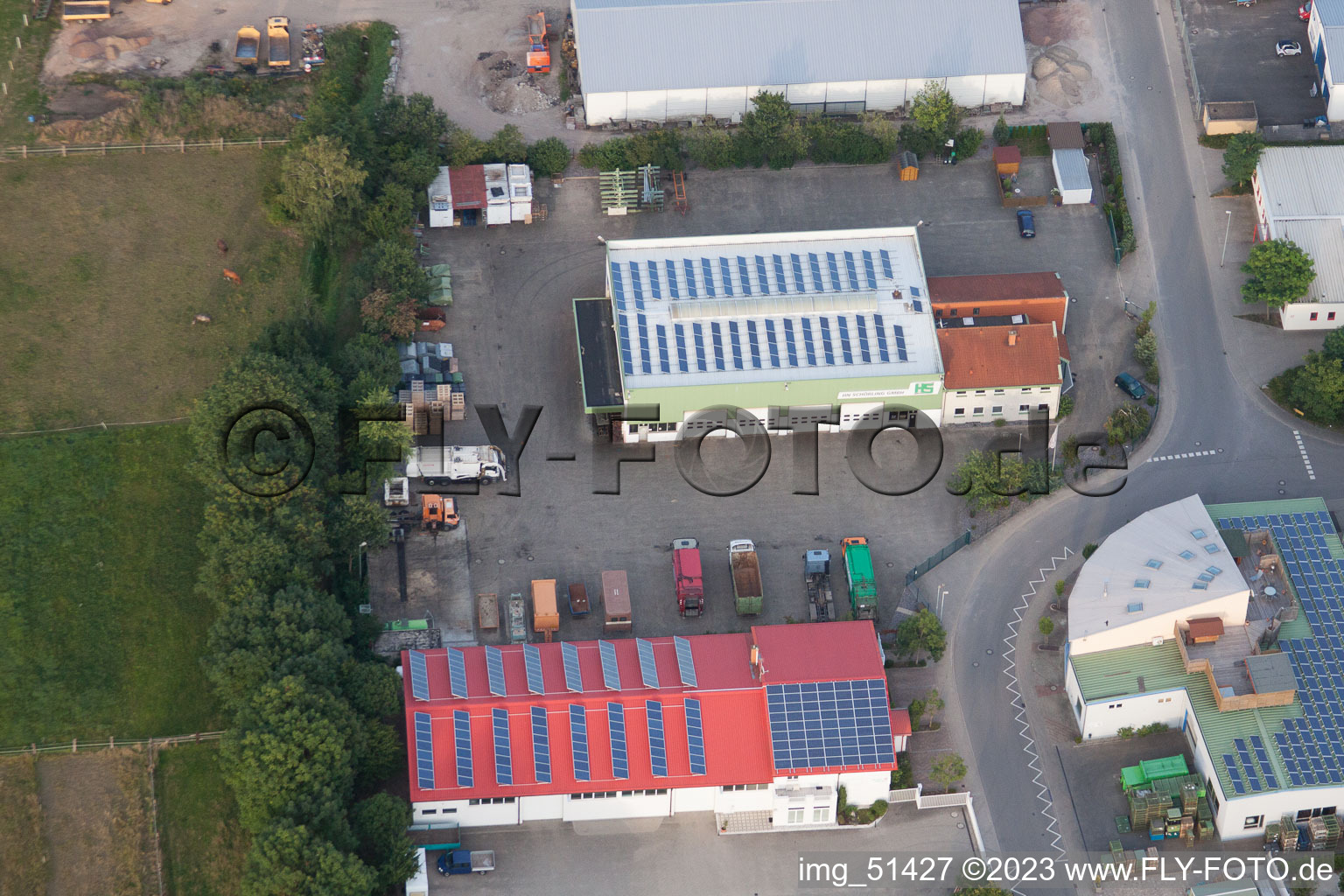 Zone industrielle de Gäxwald à le quartier Herxheim in Herxheim bei Landau dans le département Rhénanie-Palatinat, Allemagne d'en haut