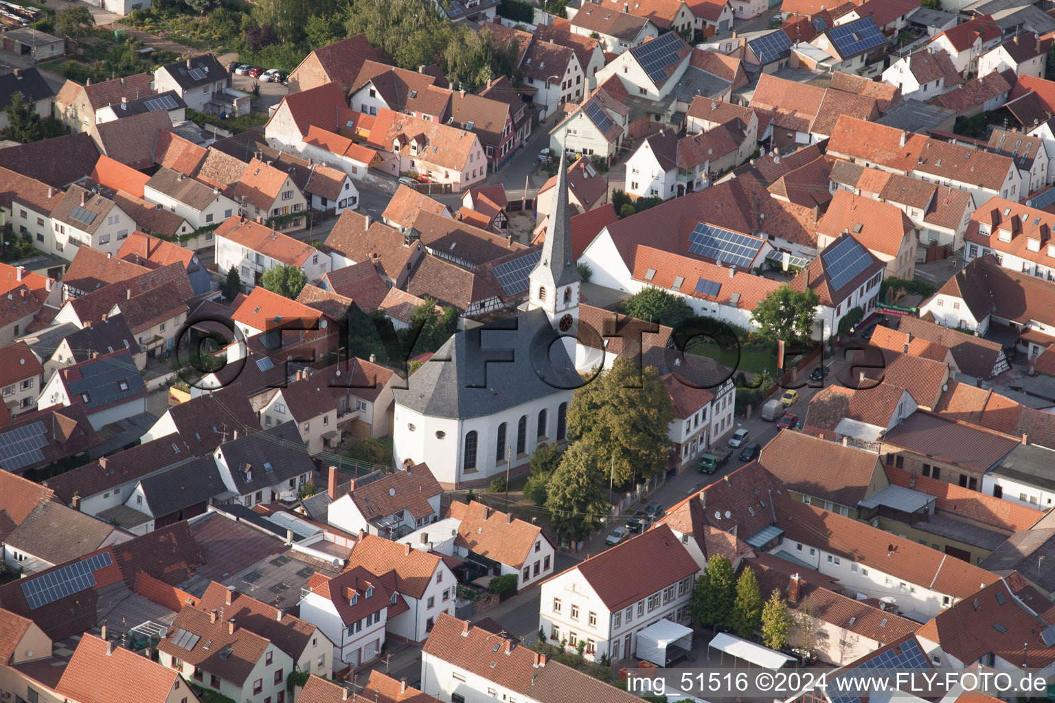 Quartier Niederhochstadt in Hochstadt dans le département Rhénanie-Palatinat, Allemagne depuis l'avion