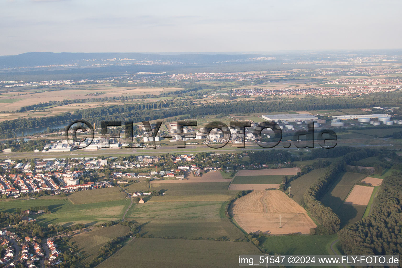 Speyer dans le département Rhénanie-Palatinat, Allemagne depuis l'avion