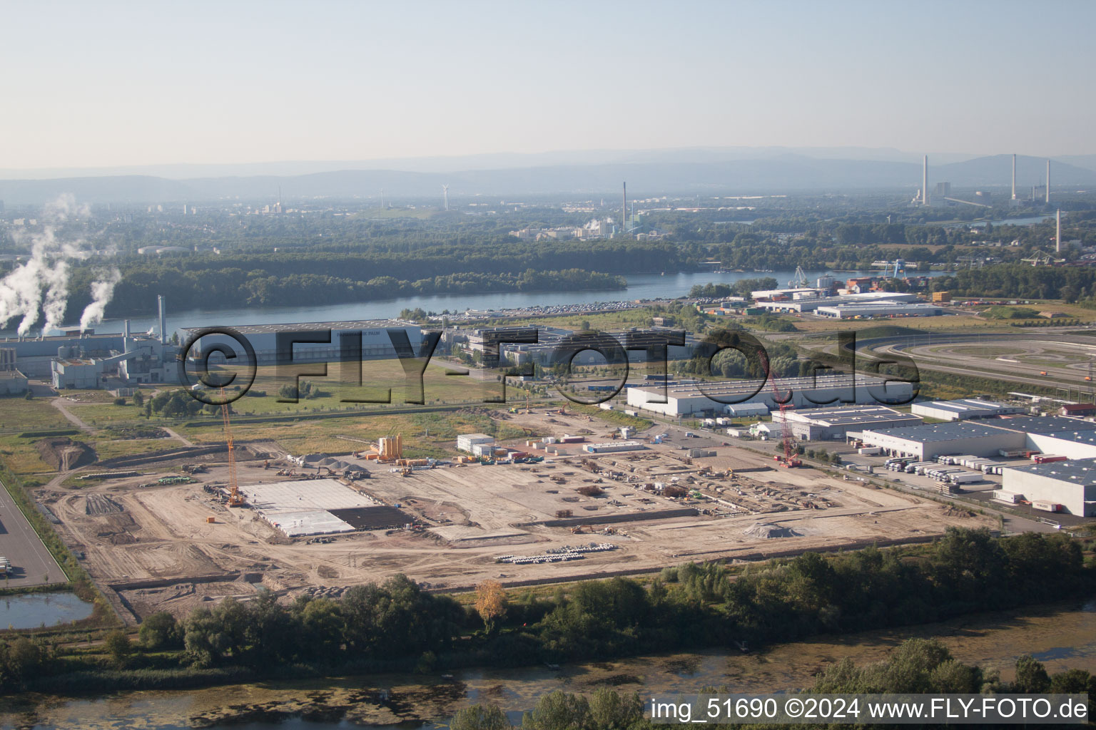 Zone industrielle d'Oberwald à Wörth am Rhein dans le département Rhénanie-Palatinat, Allemagne d'en haut