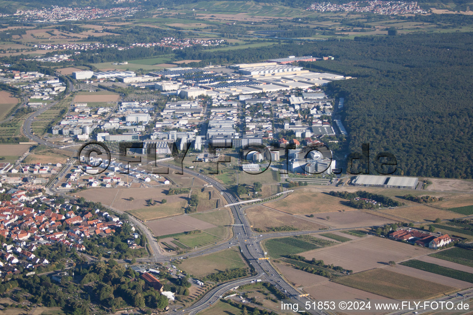 Walldorf dans le département Bade-Wurtemberg, Allemagne du point de vue du drone