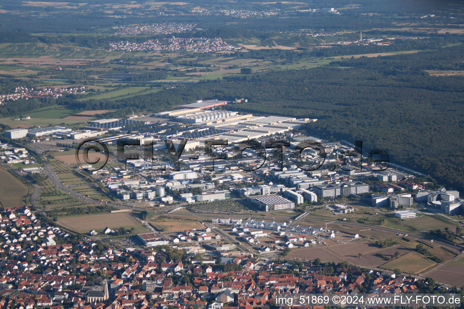 Vue d'oiseau de Zone industrielle, Heidelberger Druckmaschinen AG à Walldorf dans le département Bade-Wurtemberg, Allemagne