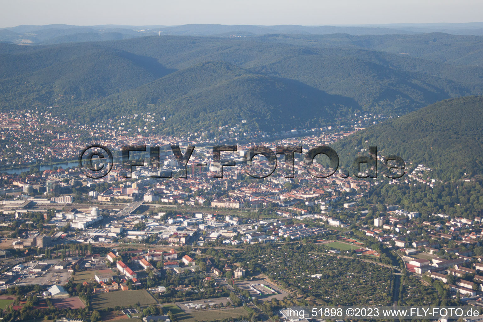 Vue aérienne de S à le quartier Weststadt in Heidelberg dans le département Bade-Wurtemberg, Allemagne