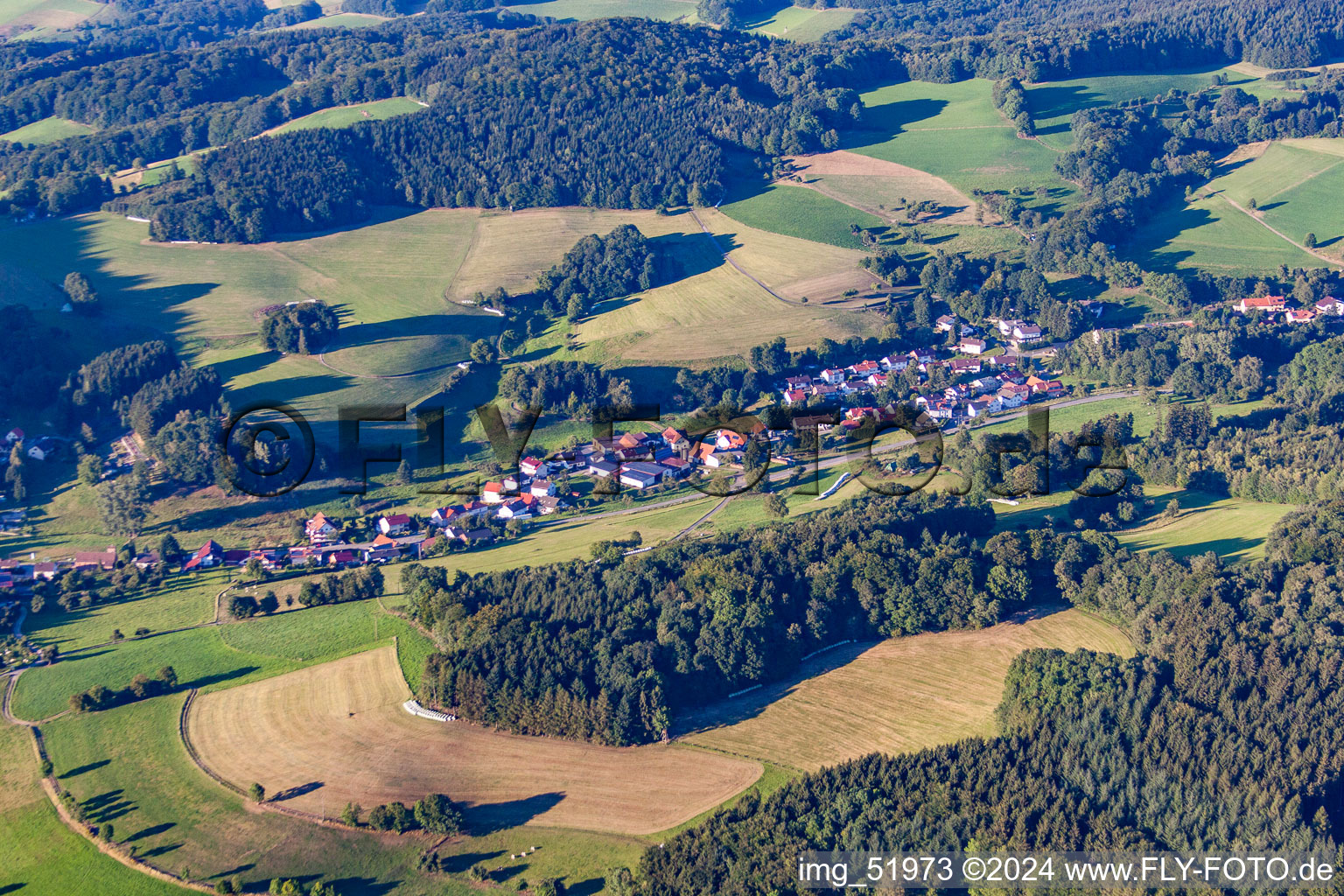 Vue aérienne de Du sud-ouest à le quartier Löhrbach in Birkenau dans le département Hesse, Allemagne