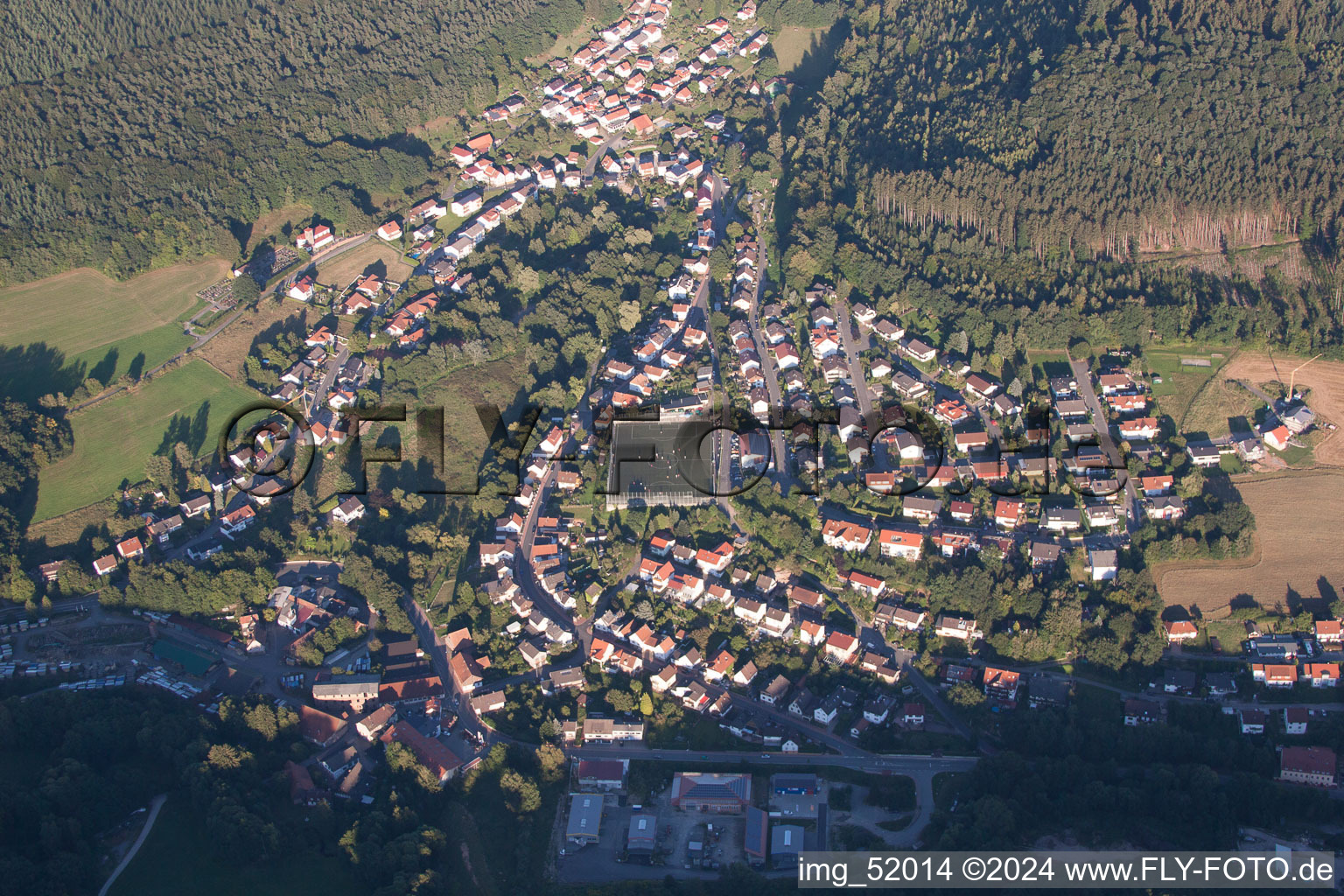 Vue aérienne de Wald-Michelbach dans le département Hesse, Allemagne