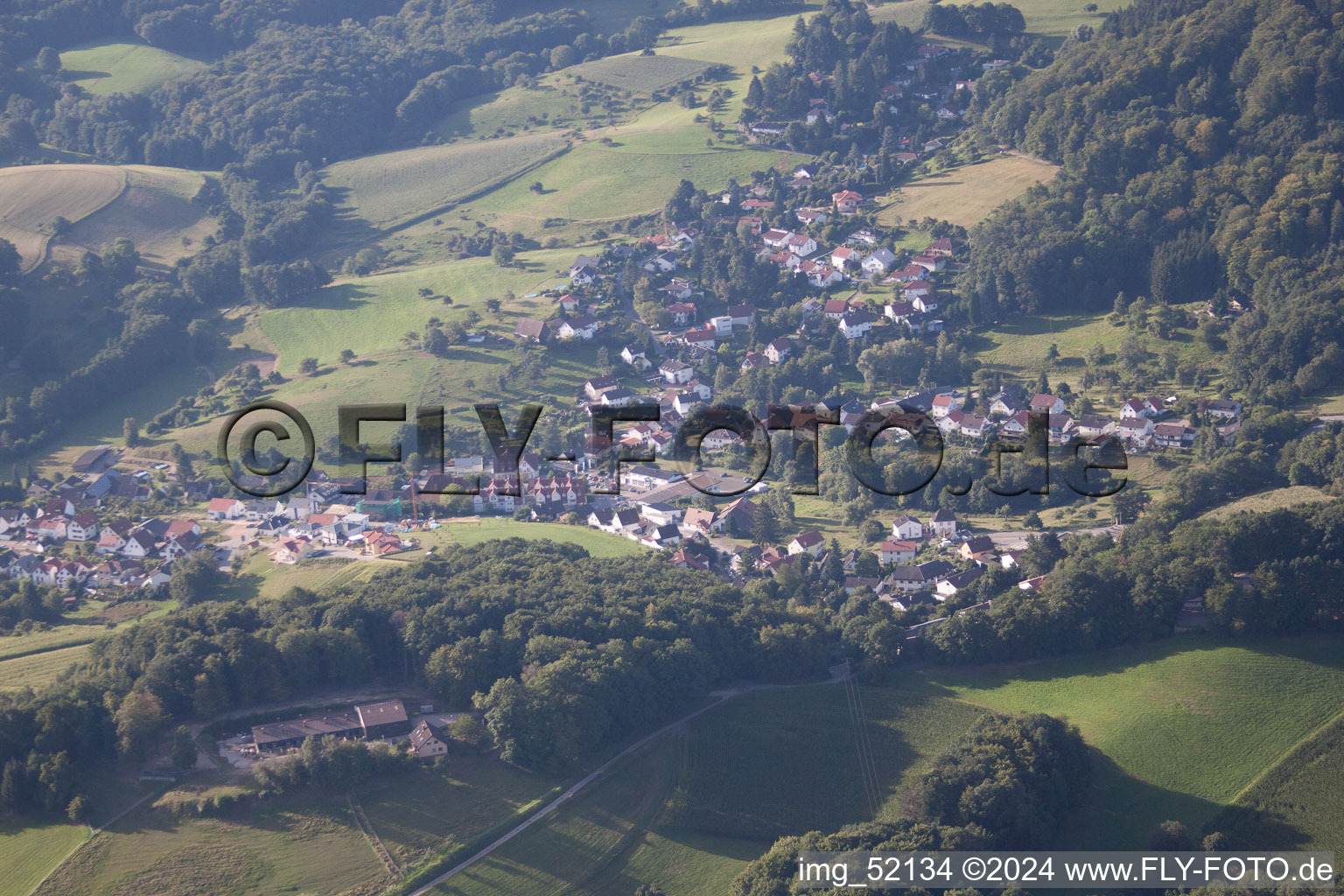 Vue aérienne de Unterflockenbach à Gorxheimertal dans le département Hesse, Allemagne