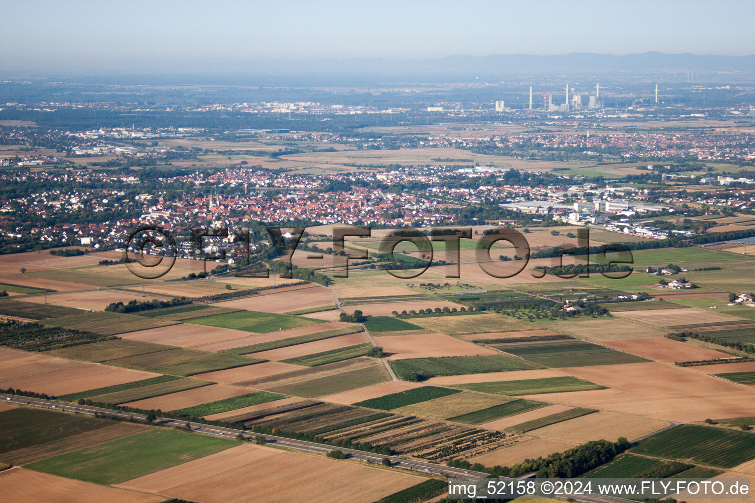 Vue d'oiseau de Ladenburg dans le département Bade-Wurtemberg, Allemagne