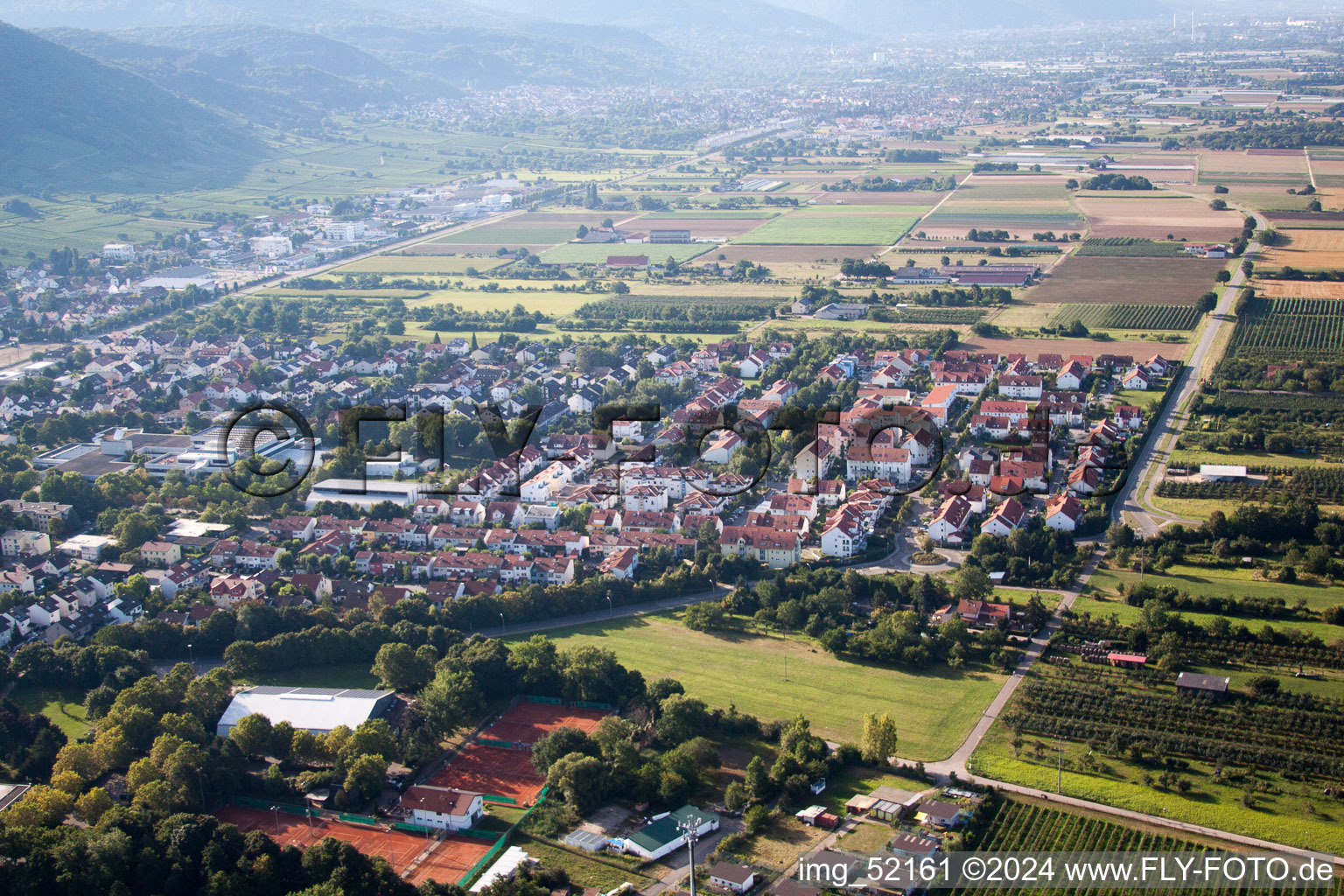 Vue oblique de Schriesheim dans le département Bade-Wurtemberg, Allemagne