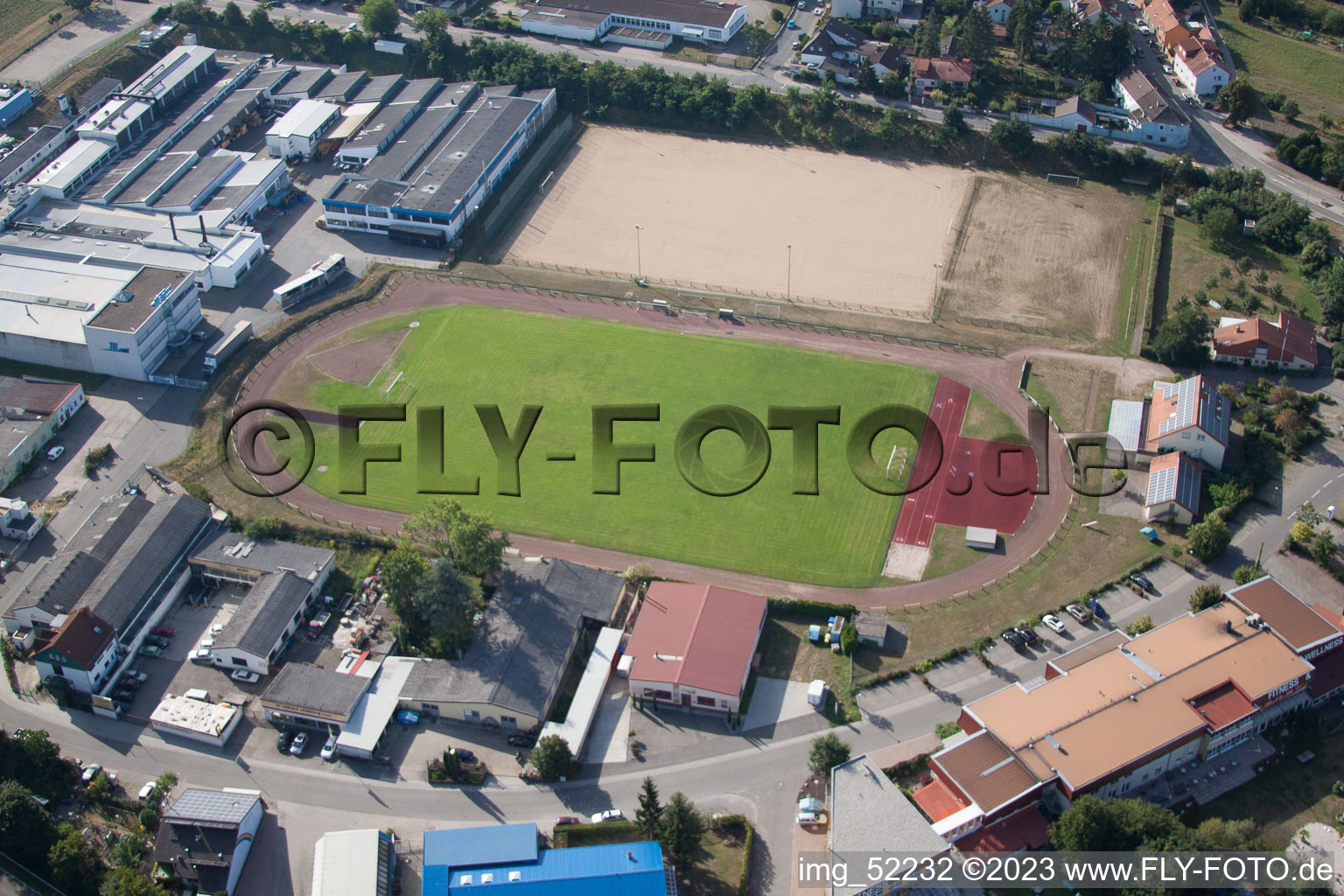 Vue aérienne de Terrain de sport à Altlußheim dans le département Bade-Wurtemberg, Allemagne