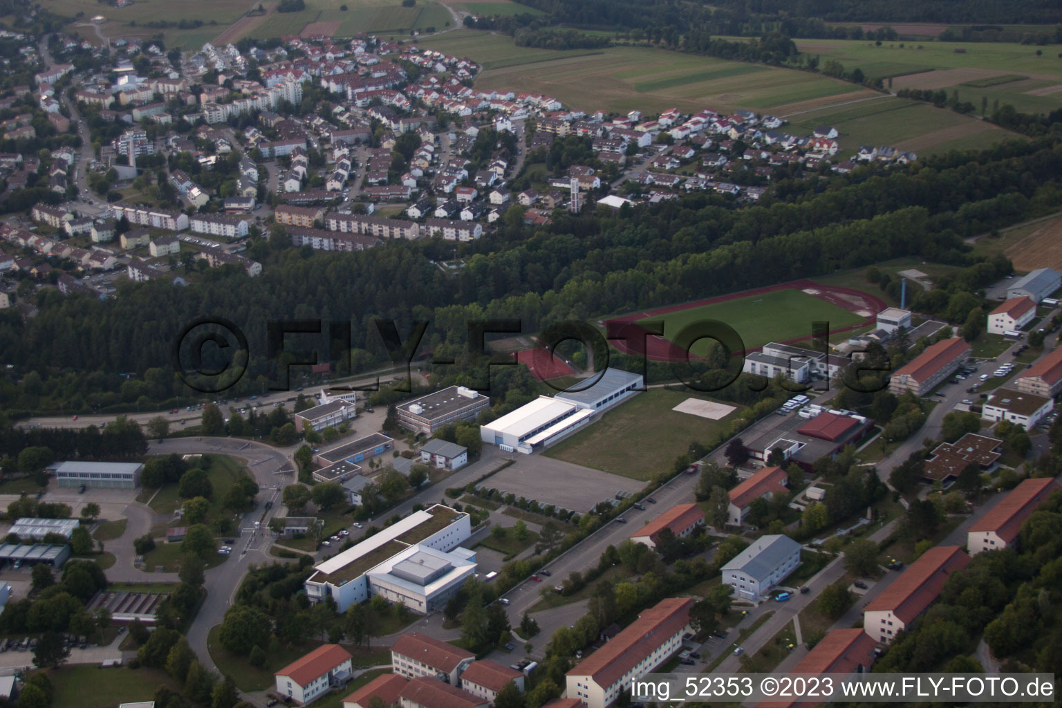 Vue aérienne de Stammheim, zone d'entraînement du chantier à Calw dans le département Bade-Wurtemberg, Allemagne