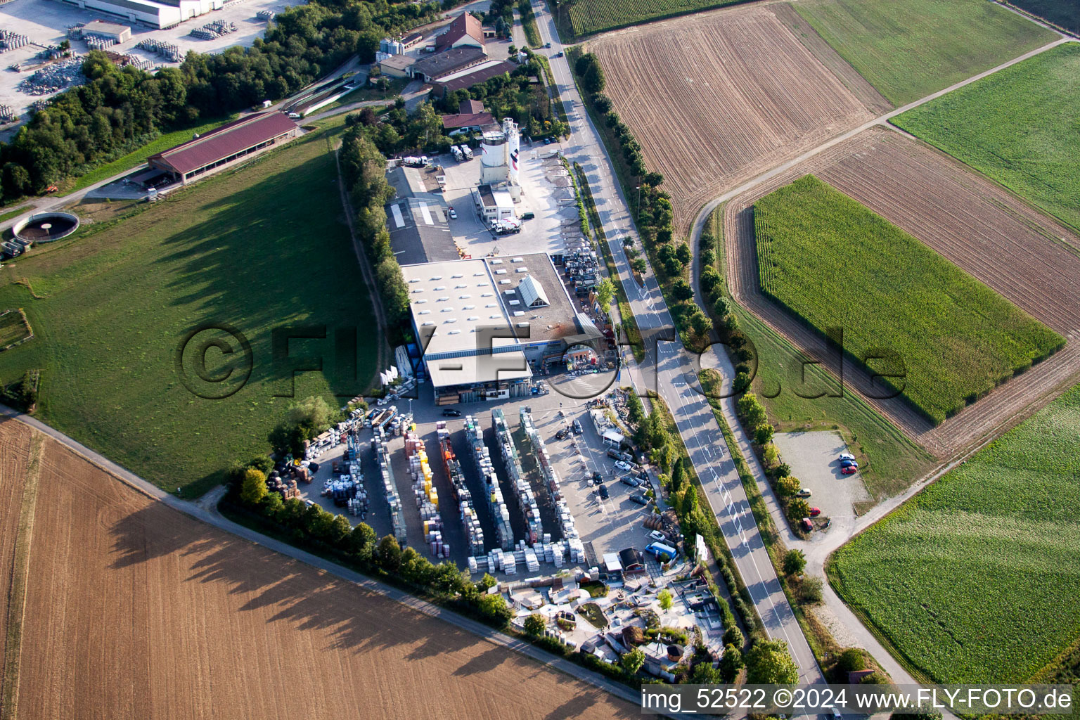 Mühlackerstrasse, Kömpf à le quartier Darmsheim in Sindelfingen dans le département Bade-Wurtemberg, Allemagne vue d'en haut