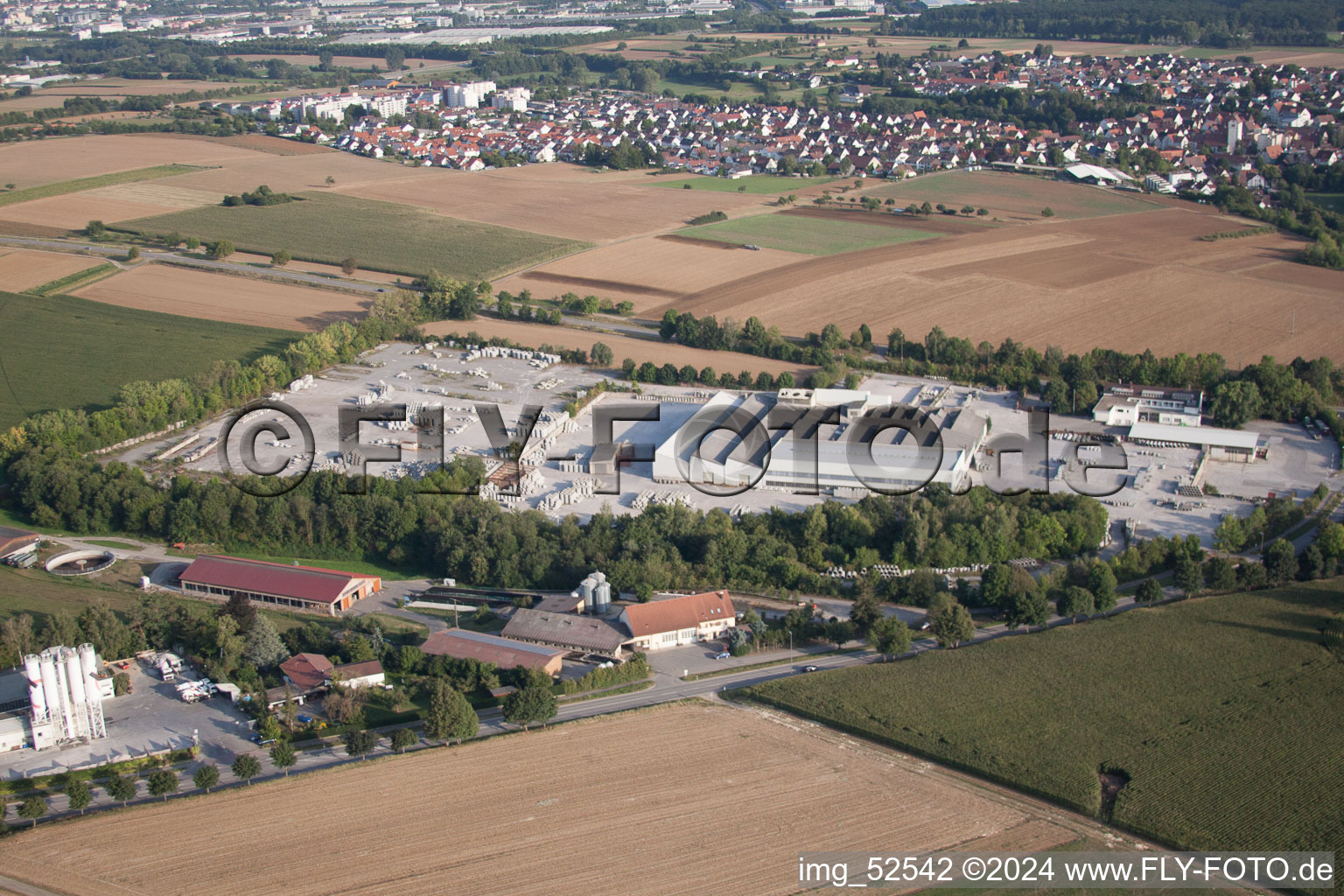 Carrière Sindelfingen-Darmsheim à le quartier Darmsheim in Sindelfingen dans le département Bade-Wurtemberg, Allemagne d'en haut