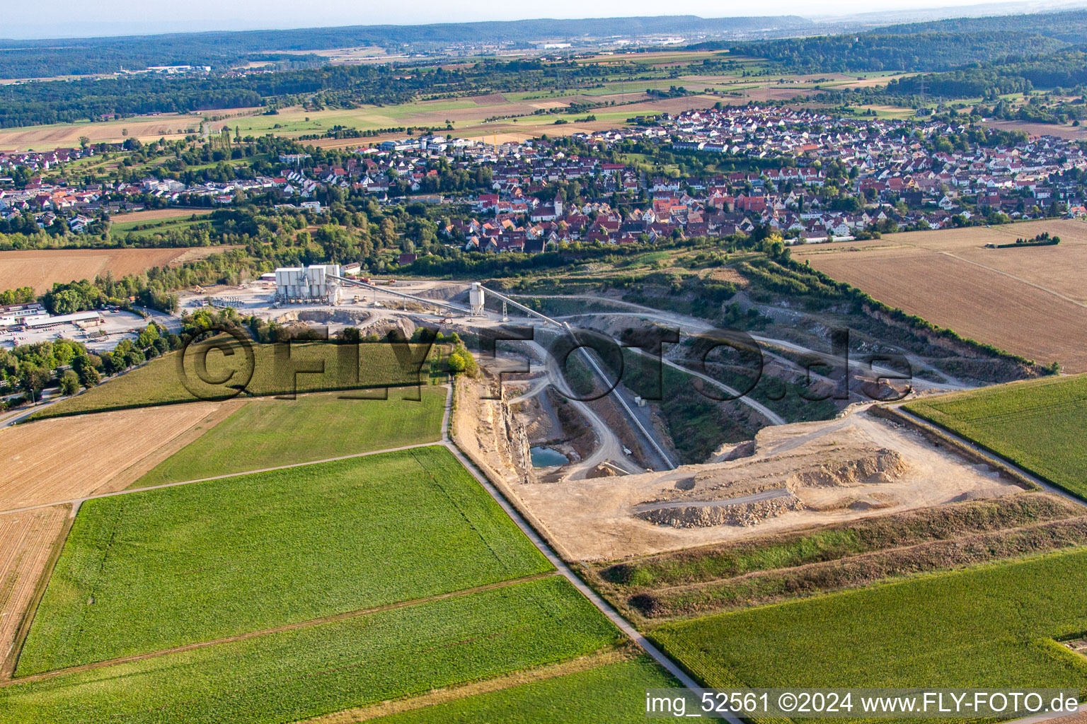 Carrière Sindelfingen-Darmsheim à le quartier Darmsheim in Sindelfingen dans le département Bade-Wurtemberg, Allemagne hors des airs