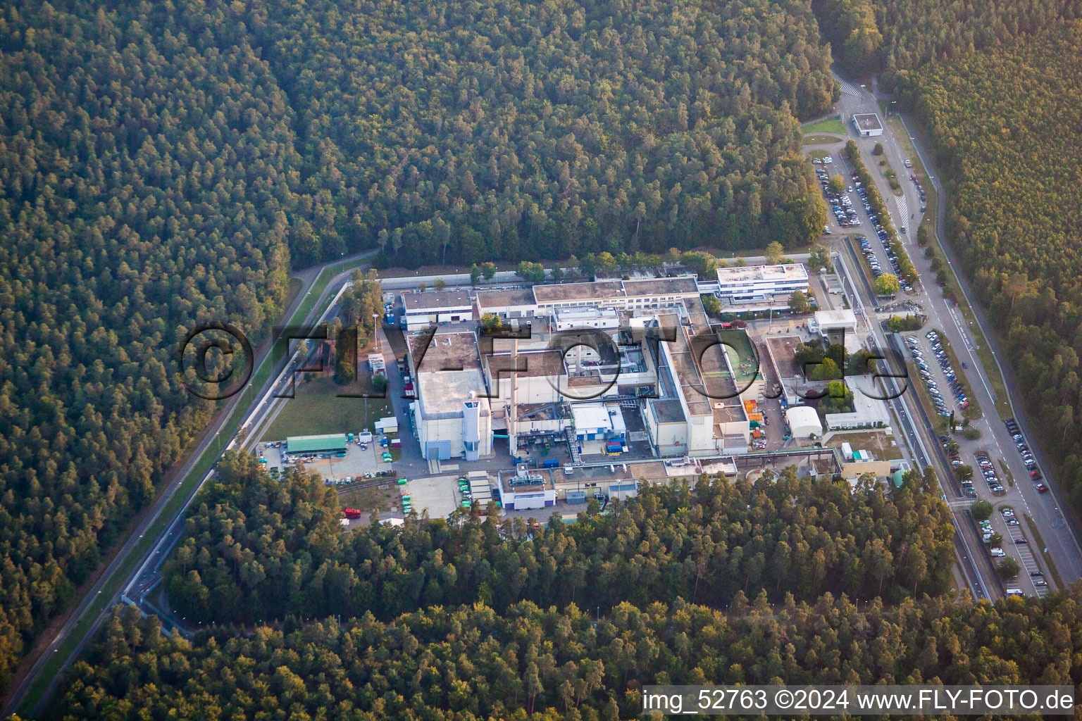 Photographie aérienne de KIT Nord à le quartier Leopoldshafen in Eggenstein-Leopoldshafen dans le département Bade-Wurtemberg, Allemagne