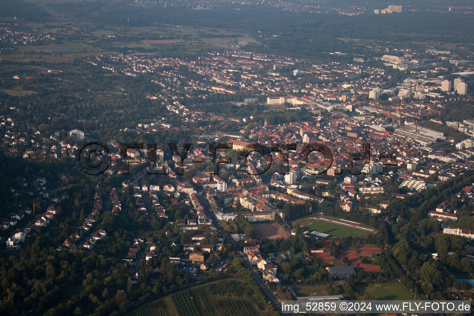 Quartier Grötzingen in Karlsruhe dans le département Bade-Wurtemberg, Allemagne hors des airs