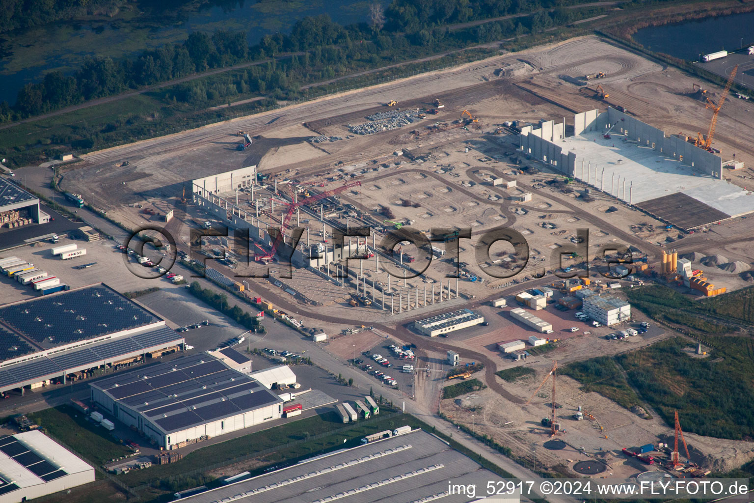 Zone industrielle d'Oberwald à le quartier Maximiliansau in Wörth am Rhein dans le département Rhénanie-Palatinat, Allemagne vue du ciel