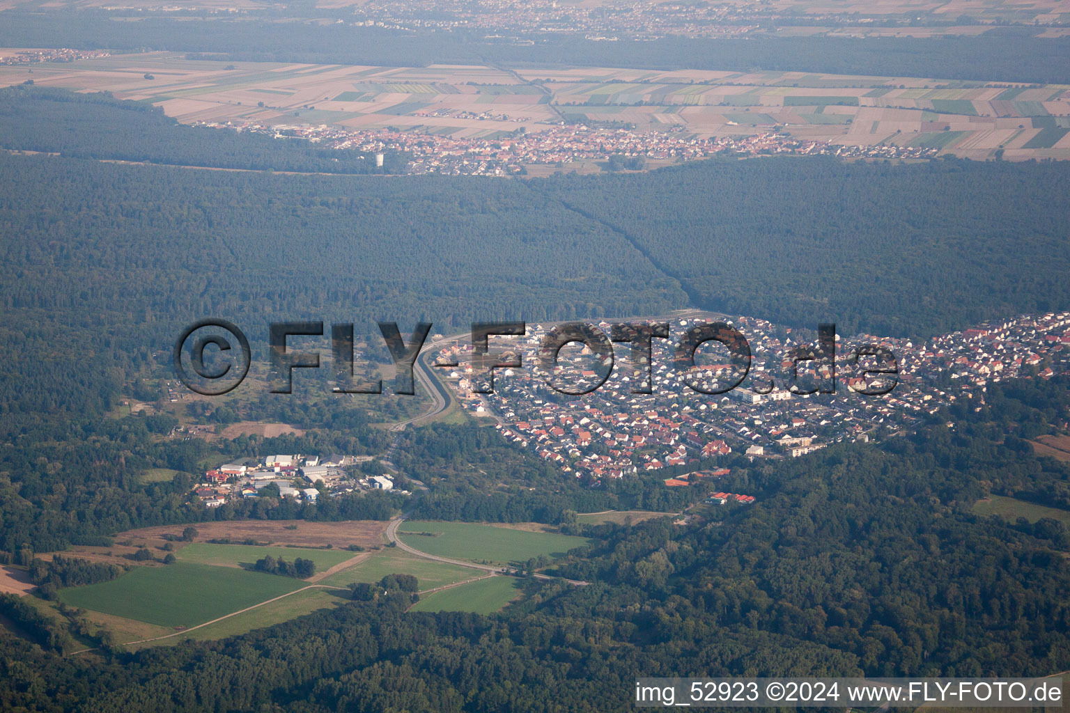 Jockgrim dans le département Rhénanie-Palatinat, Allemagne vue d'en haut