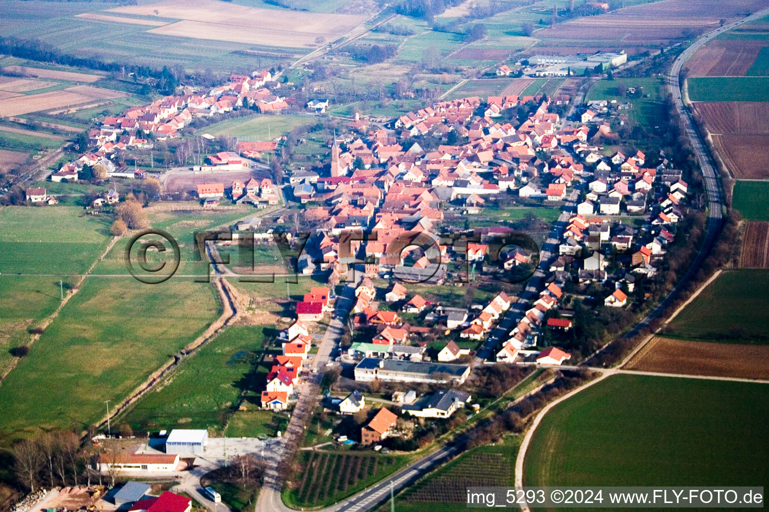 Vue aérienne de De l'ouest à le quartier Kapellen in Kapellen-Drusweiler dans le département Rhénanie-Palatinat, Allemagne