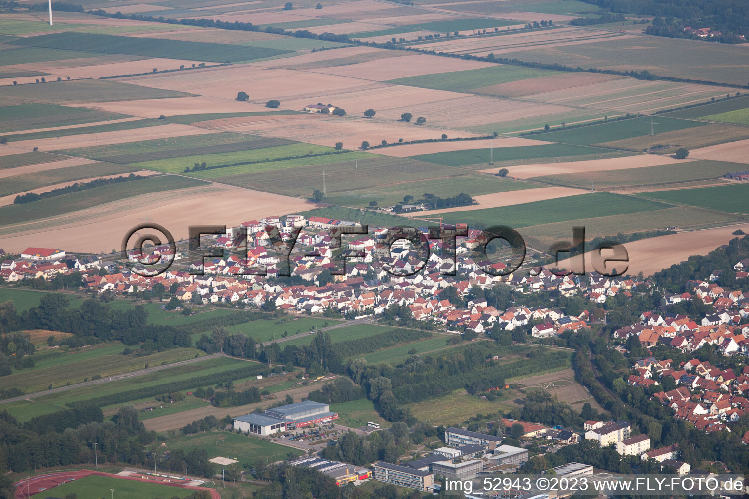 Nouvelle zone de développement Höhenweg à Kandel dans le département Rhénanie-Palatinat, Allemagne vue d'en haut
