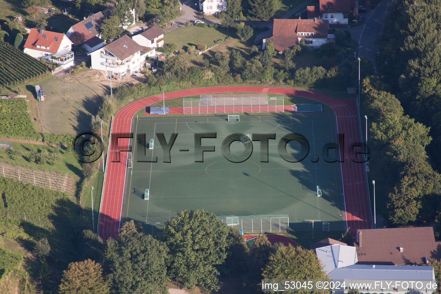 Vue aérienne de Ensemble des terrains de sport de l'école de sport du sud de Baden dans le quartier Steinbach à Baden-Baden à Steinbach dans le département Bade-Wurtemberg, Allemagne