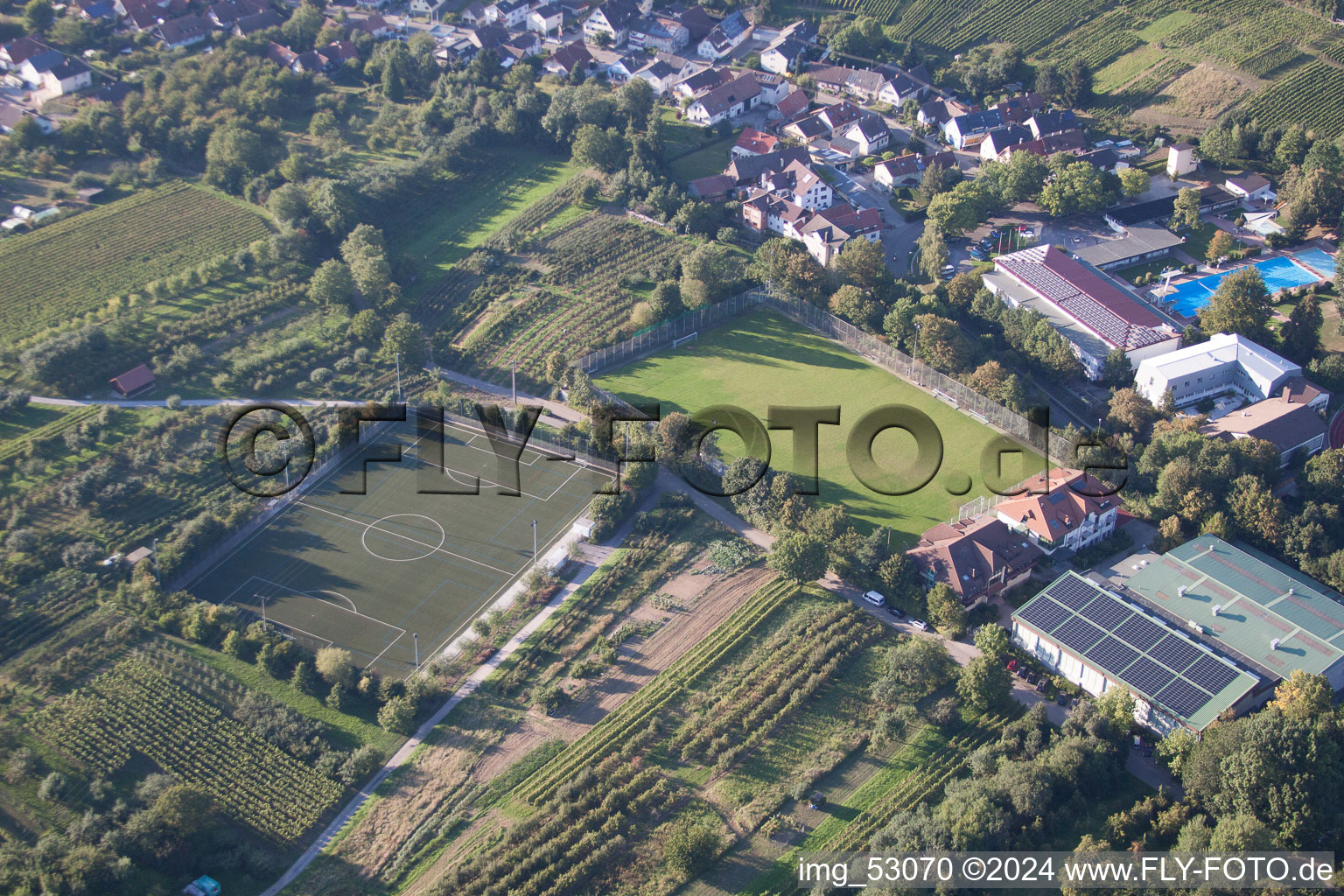 Vue oblique de École de sport du sud de Bade à le quartier Steinbach in Baden-Baden dans le département Bade-Wurtemberg, Allemagne