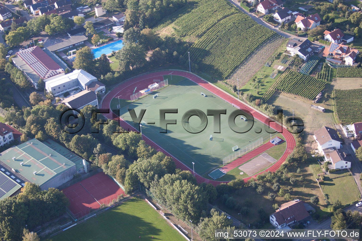 Ensemble des terrains de sport de l'école de sport du sud de Baden dans le quartier Steinbach à Baden-Baden à Steinbach dans le département Bade-Wurtemberg, Allemagne vue d'en haut