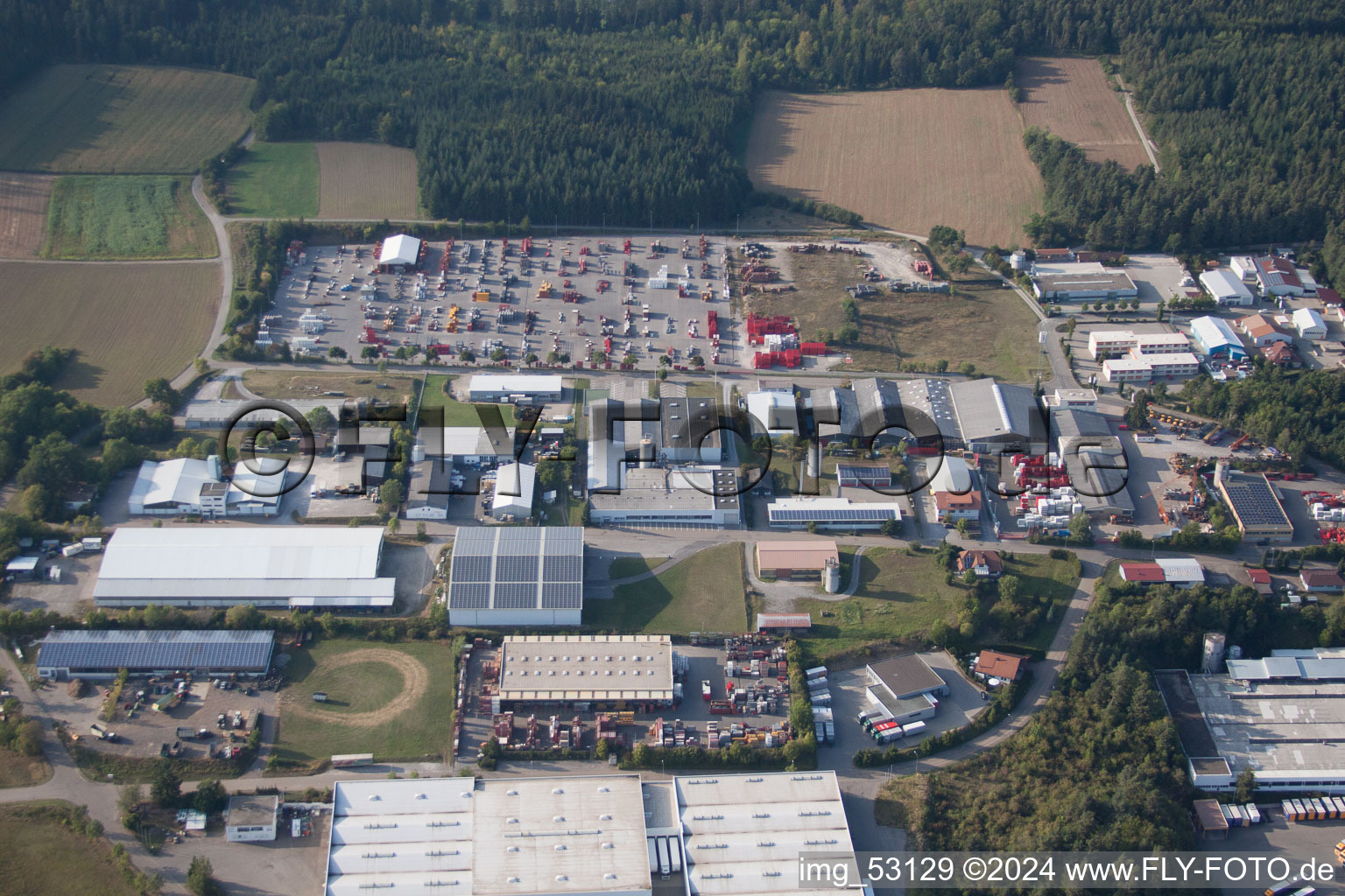 Vue aérienne de Zone industrielle et commerciale sud à Haiterbach dans le département Bade-Wurtemberg, Allemagne