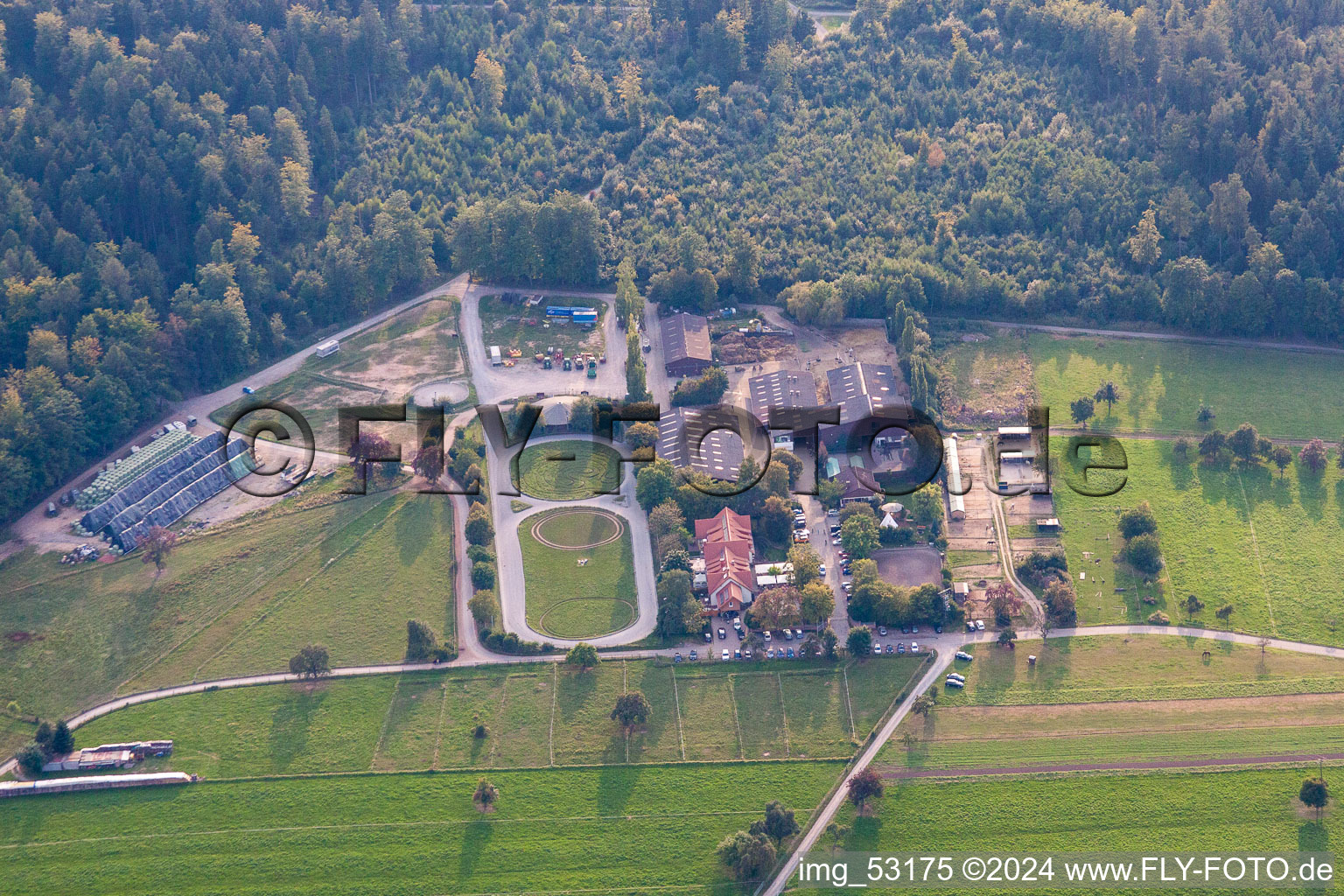 Vue aérienne de Maison d'hôtes Wiesenhof à le quartier Burbach in Marxzell dans le département Bade-Wurtemberg, Allemagne