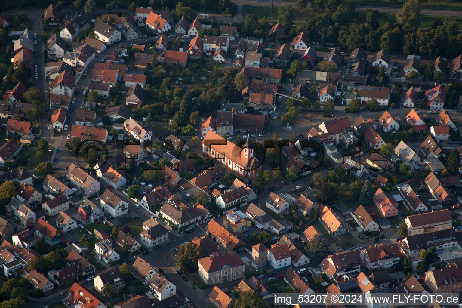 Saint-Valentin à le quartier Daxlanden in Karlsruhe dans le département Bade-Wurtemberg, Allemagne d'en haut