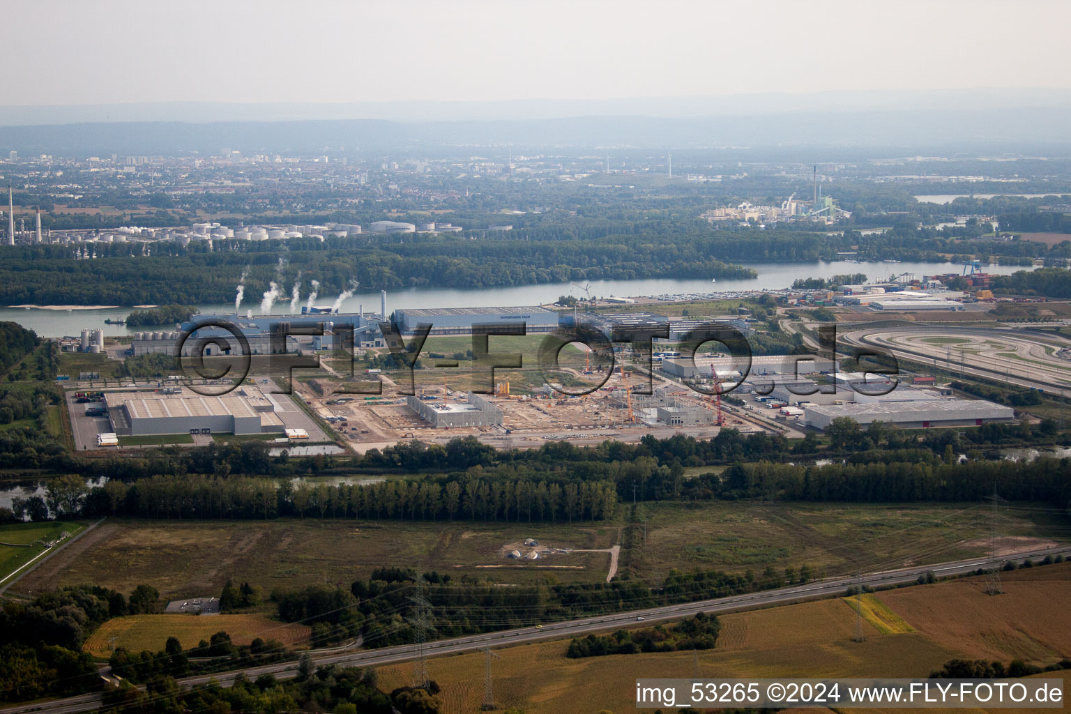 Enregistrement par drone de Zone industrielle d'Oberwald à Wörth am Rhein dans le département Rhénanie-Palatinat, Allemagne