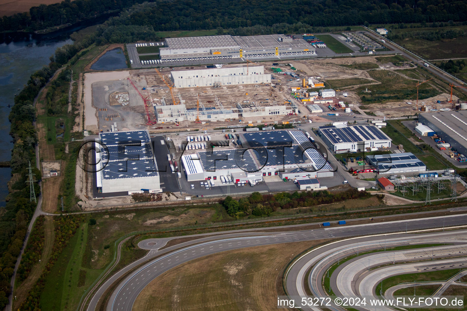 Vue aérienne de Zone industrielle d'Oberwald à Wörth am Rhein dans le département Rhénanie-Palatinat, Allemagne