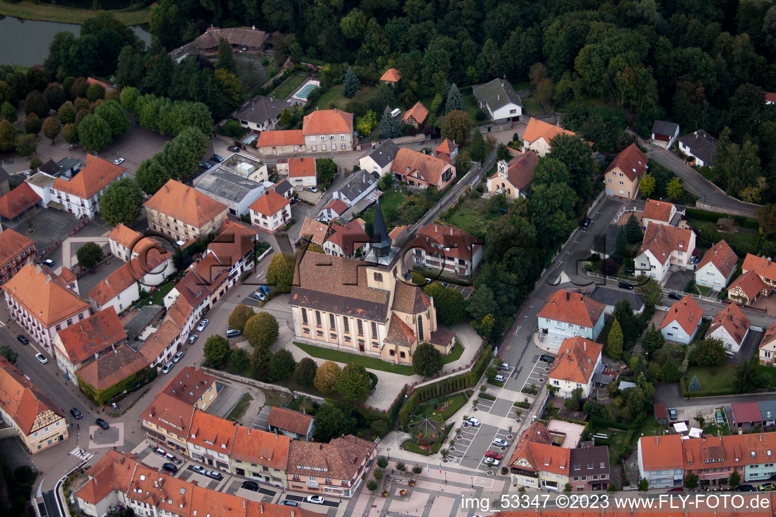 Lauterbourg dans le département Bas Rhin, France du point de vue du drone