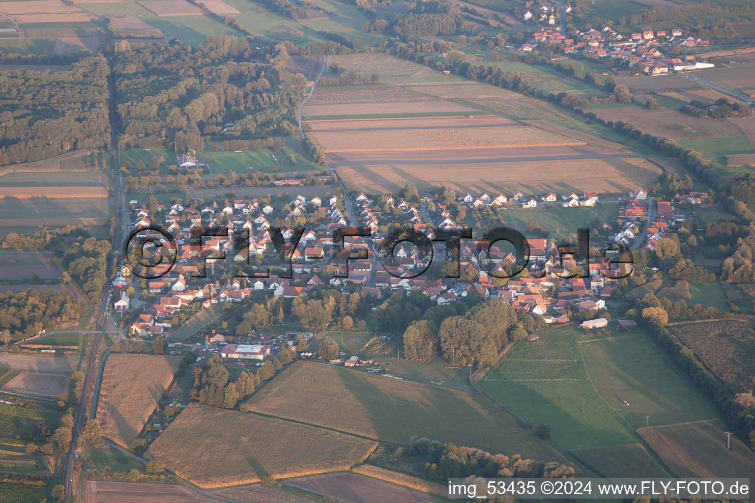 Barbelroth dans le département Rhénanie-Palatinat, Allemagne vue du ciel