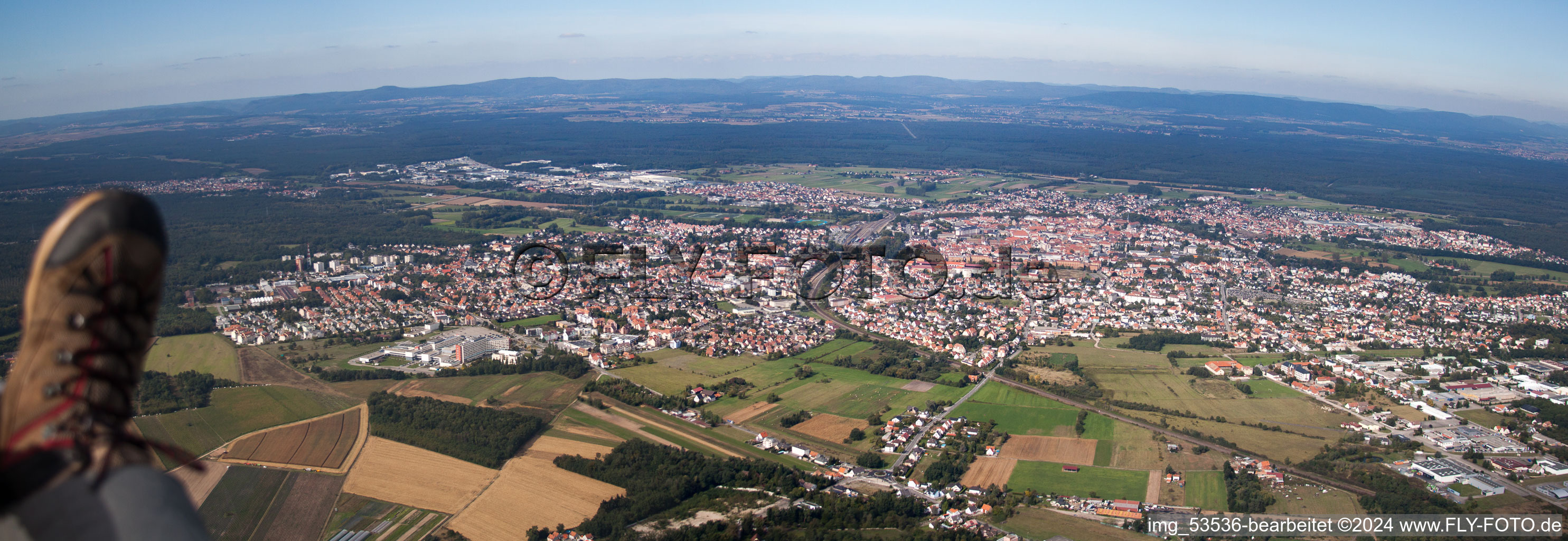 Haguenau dans le département Bas Rhin, France depuis l'avion