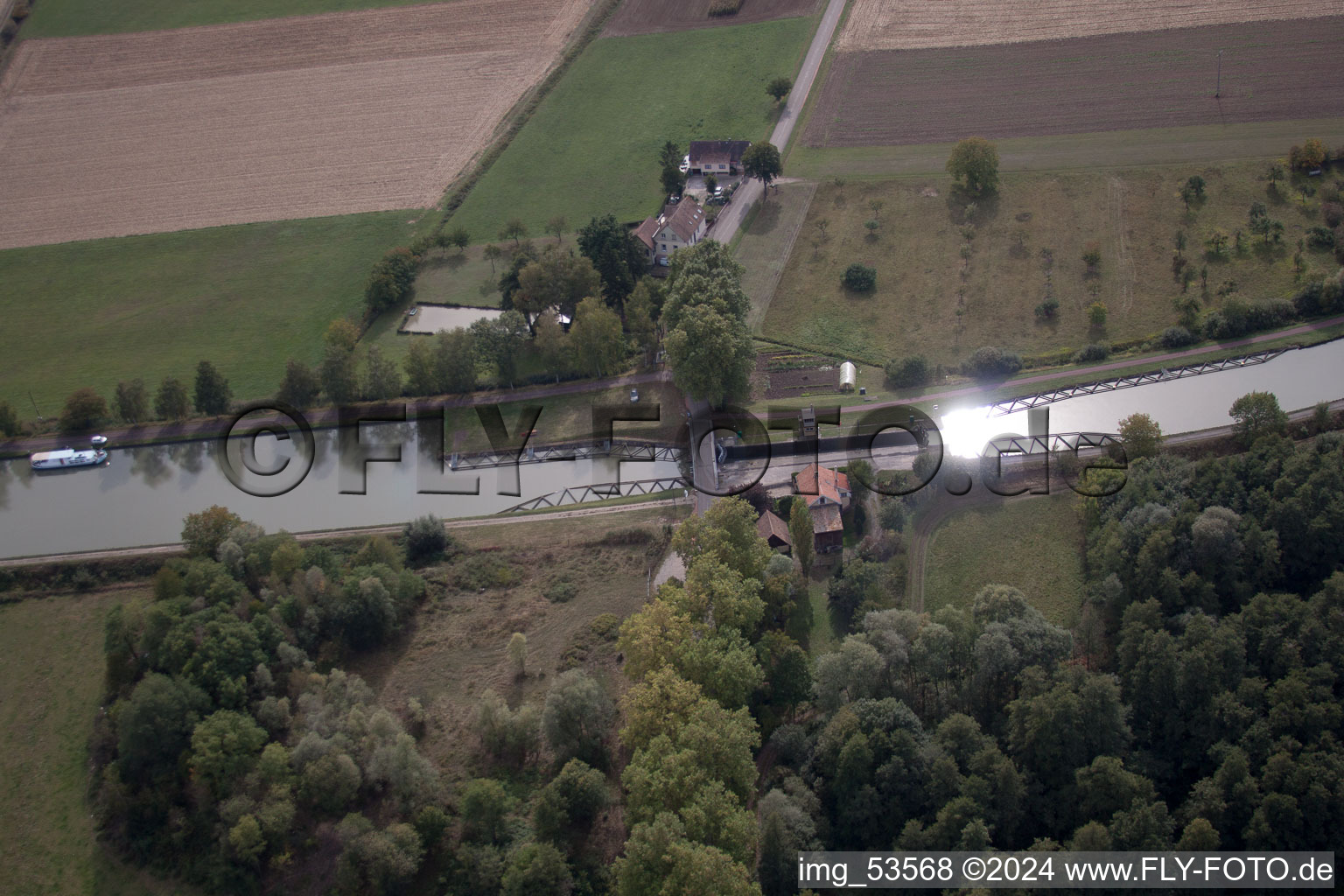 Vue oblique de Schwindratzheim dans le département Bas Rhin, France