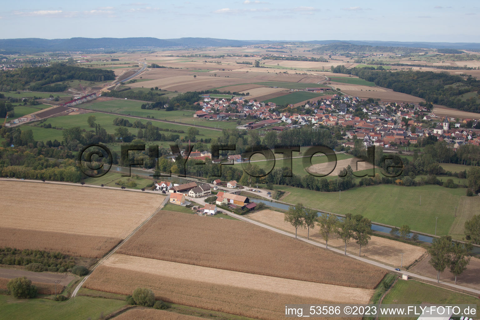 Vue oblique de Lupstein dans le département Bas Rhin, France
