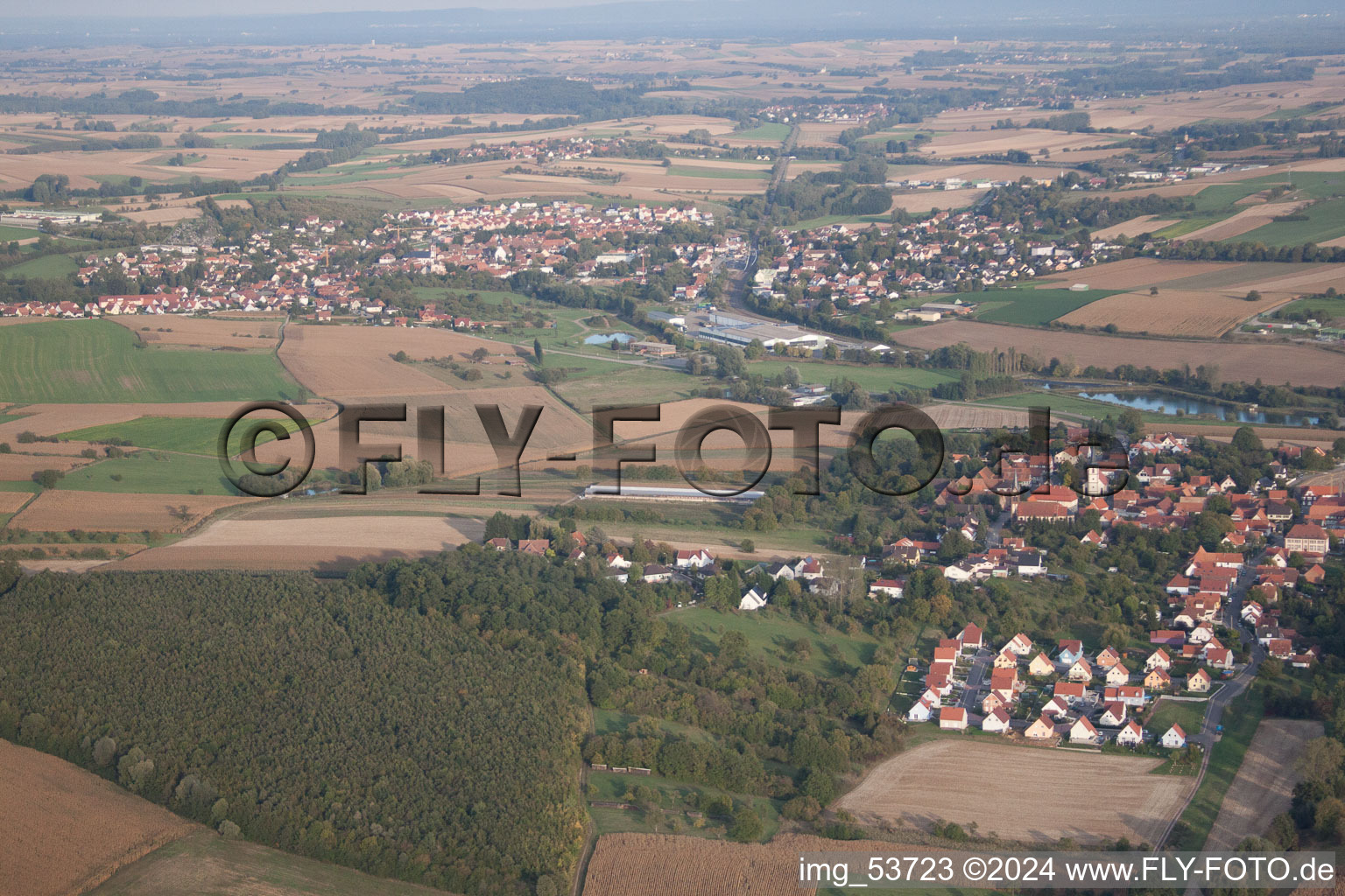 Merkwiller-Pechelbronn dans le département Bas Rhin, France vu d'un drone