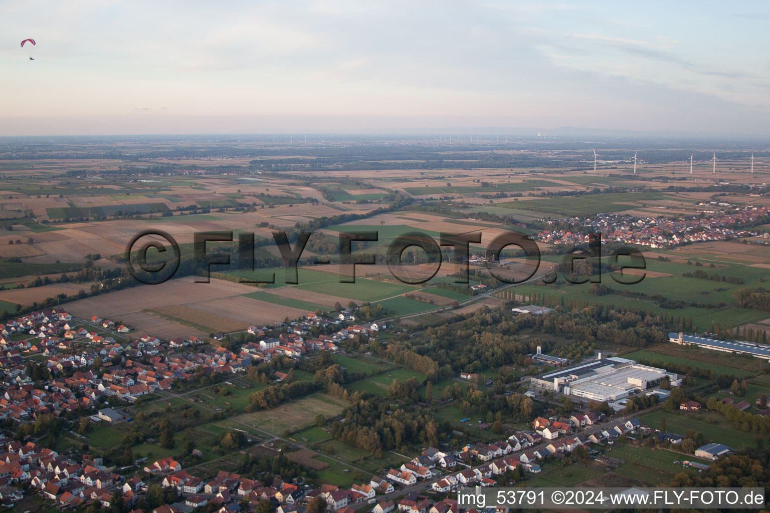 Quartier Schaidt in Wörth am Rhein dans le département Rhénanie-Palatinat, Allemagne d'en haut