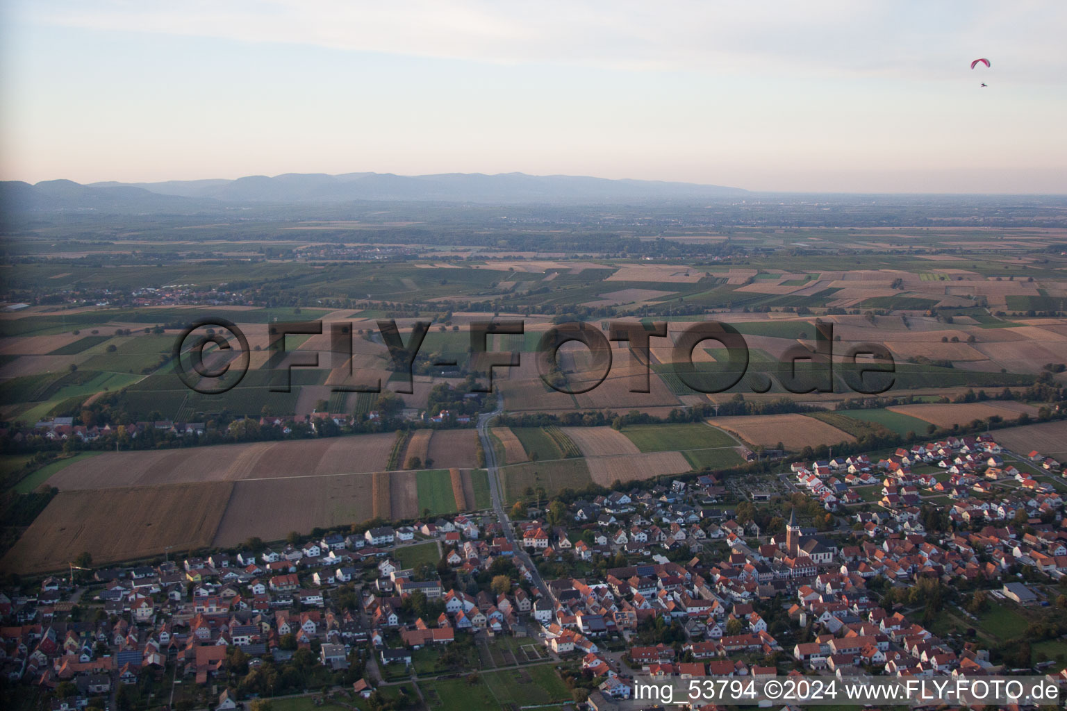 Quartier Schaidt in Wörth am Rhein dans le département Rhénanie-Palatinat, Allemagne depuis l'avion