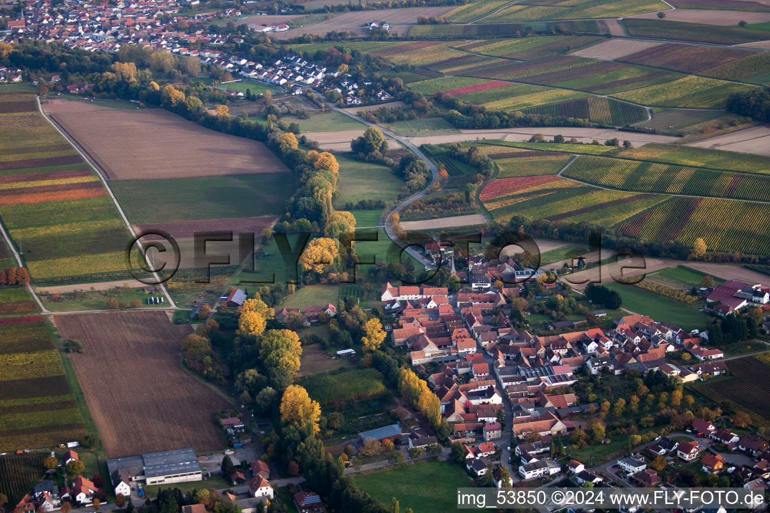 Quartier Klingen in Heuchelheim-Klingen dans le département Rhénanie-Palatinat, Allemagne depuis l'avion