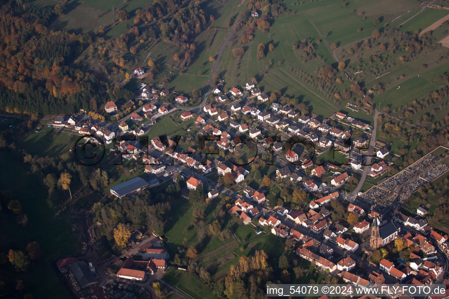 Vue aérienne de Lembach dans le département Bas Rhin, France